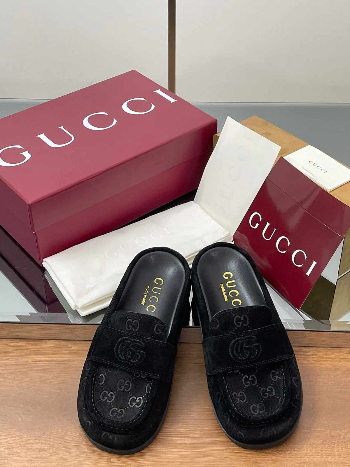 Gucci 26s Celia Mules Black GG Suede 156837