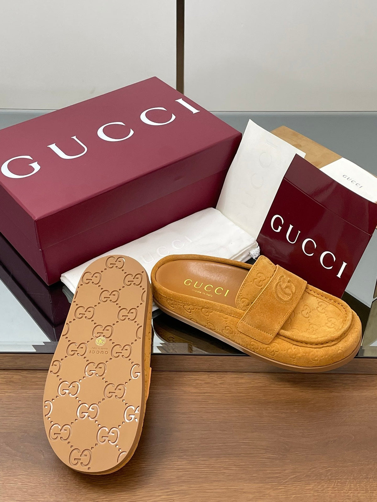 Gucci 26s Celia Mules Mustard GG Suede 156839