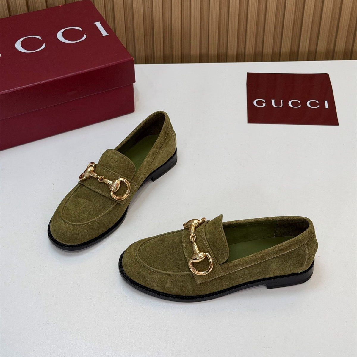 Gucci 26s Loafers Green Suede Leather 156821