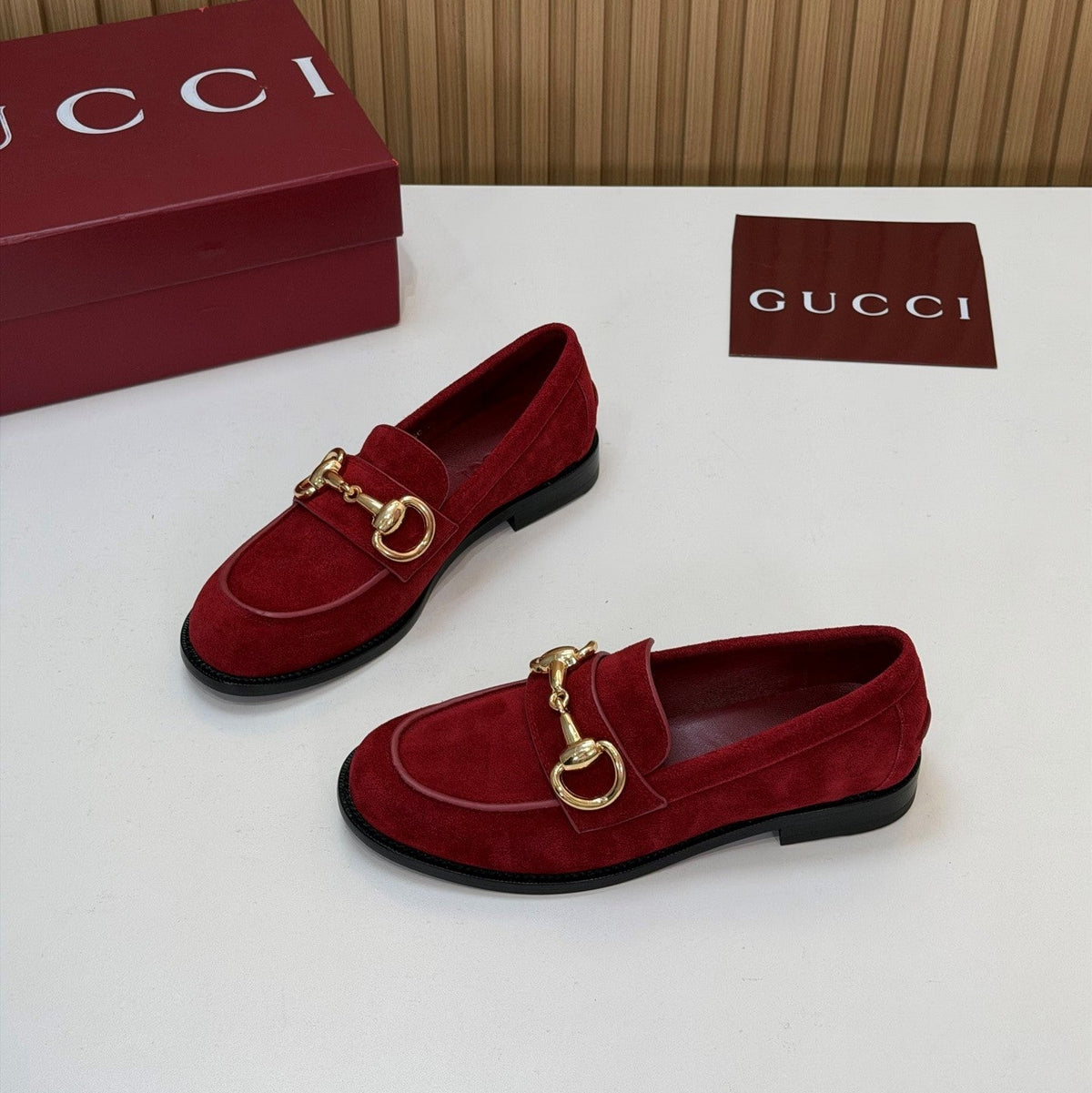 Gucci 26s Loafers Bordeaux Suede Leather 156820