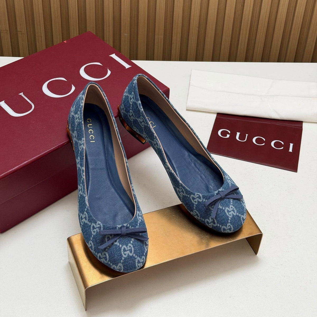 Gucci 26s Crystal Ballerina With Bamboo Flats Blue GG Denim 156867