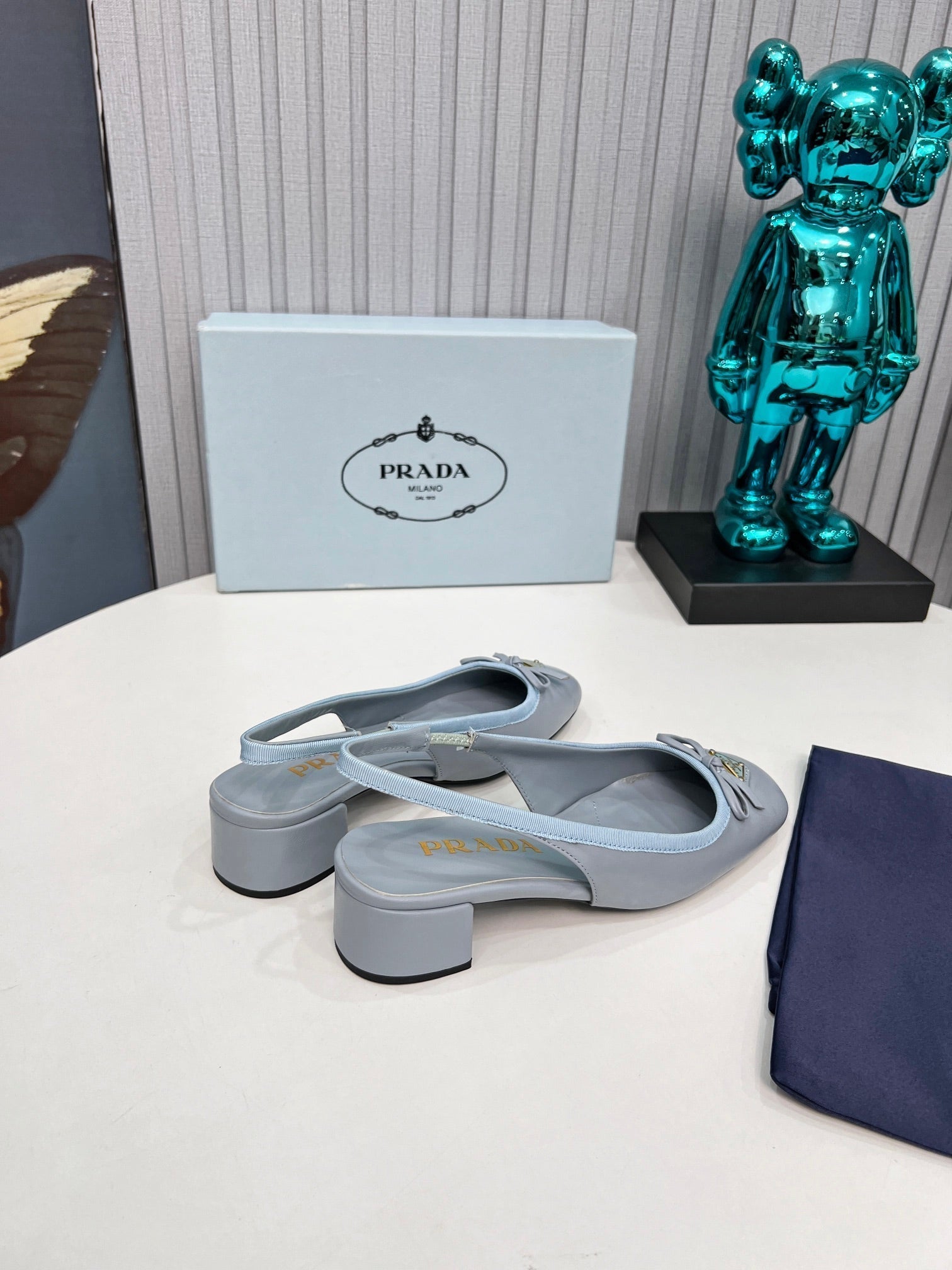 Prada 26s Round Toe Slingback Pumps 40mm In Light Blue Calfskin With Bow