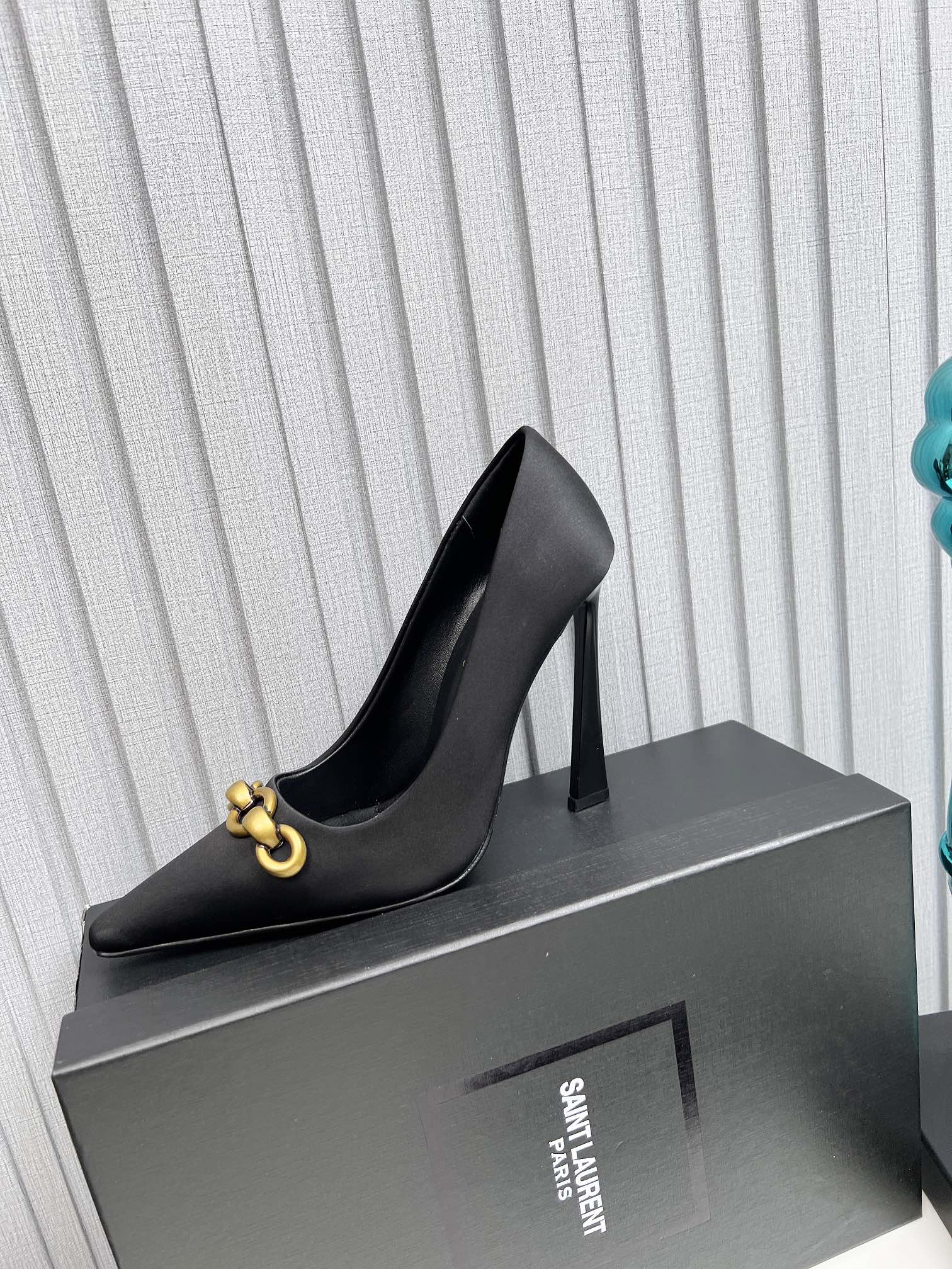 YSL Hermione Pump 11cm Black Silk 680398