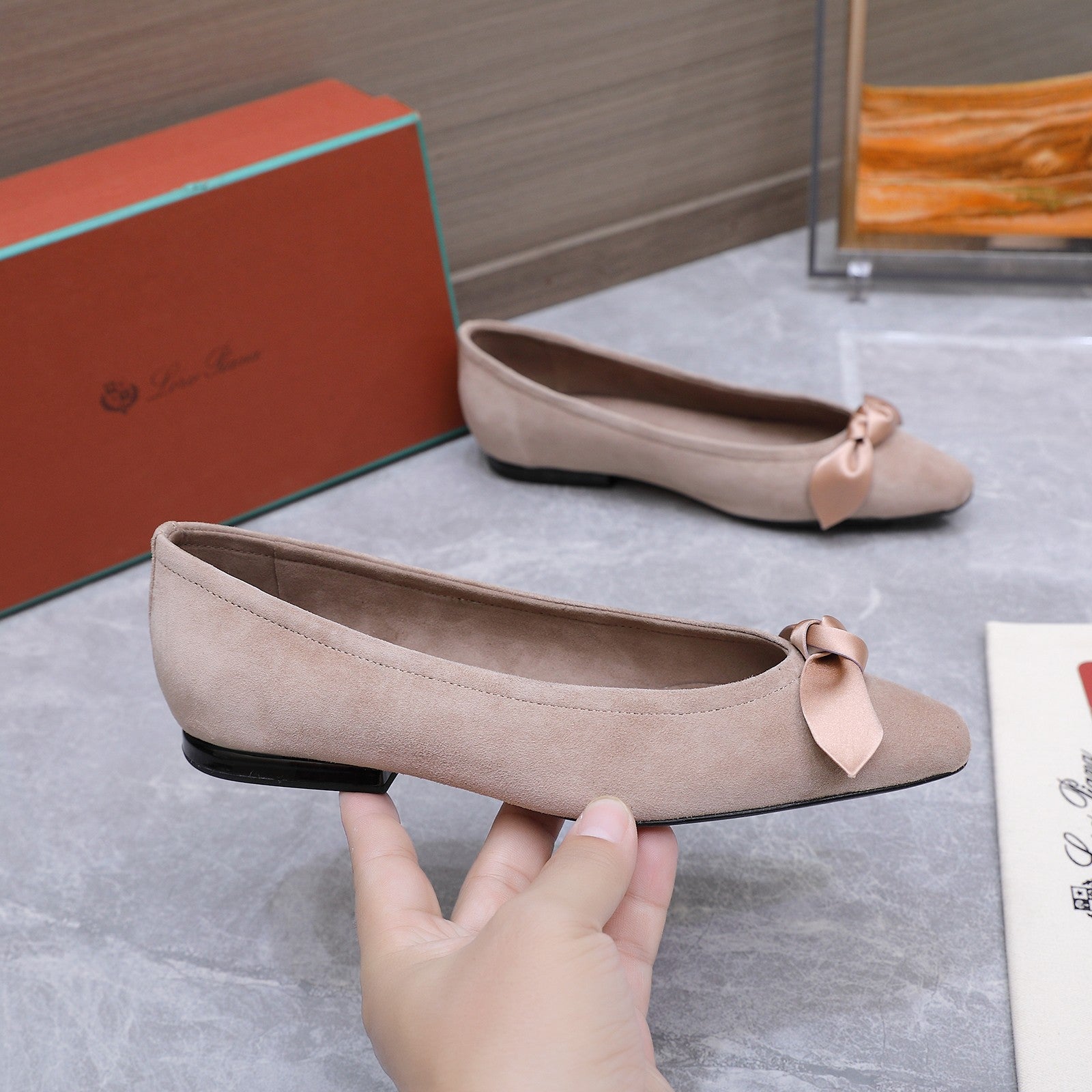 LP 26s Primula Ballet Flat Light Taupe Suede 864936