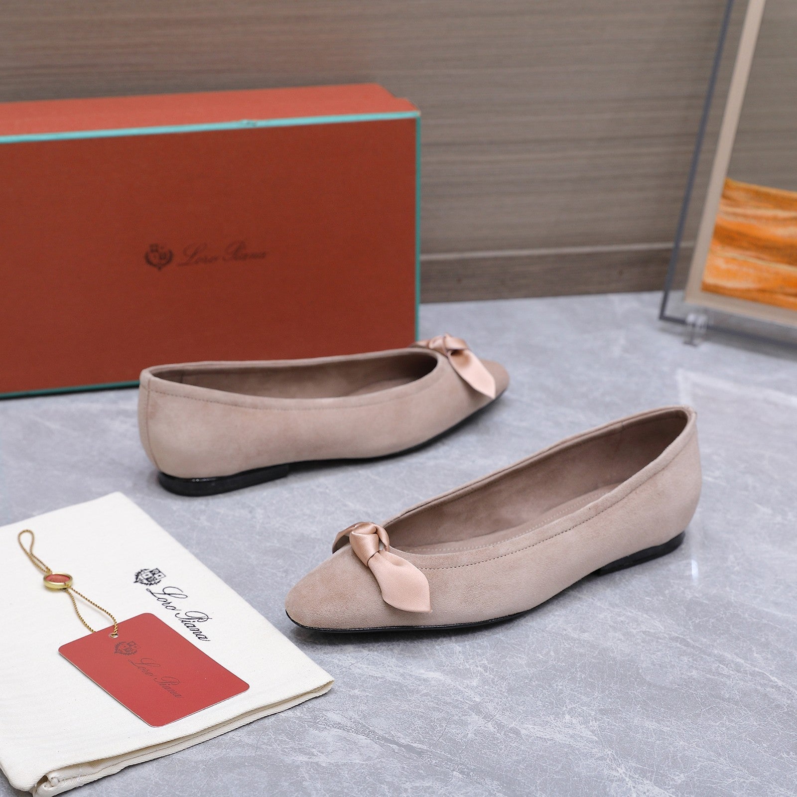 LP 26s Primula Ballet Flat Light Taupe Suede 864936