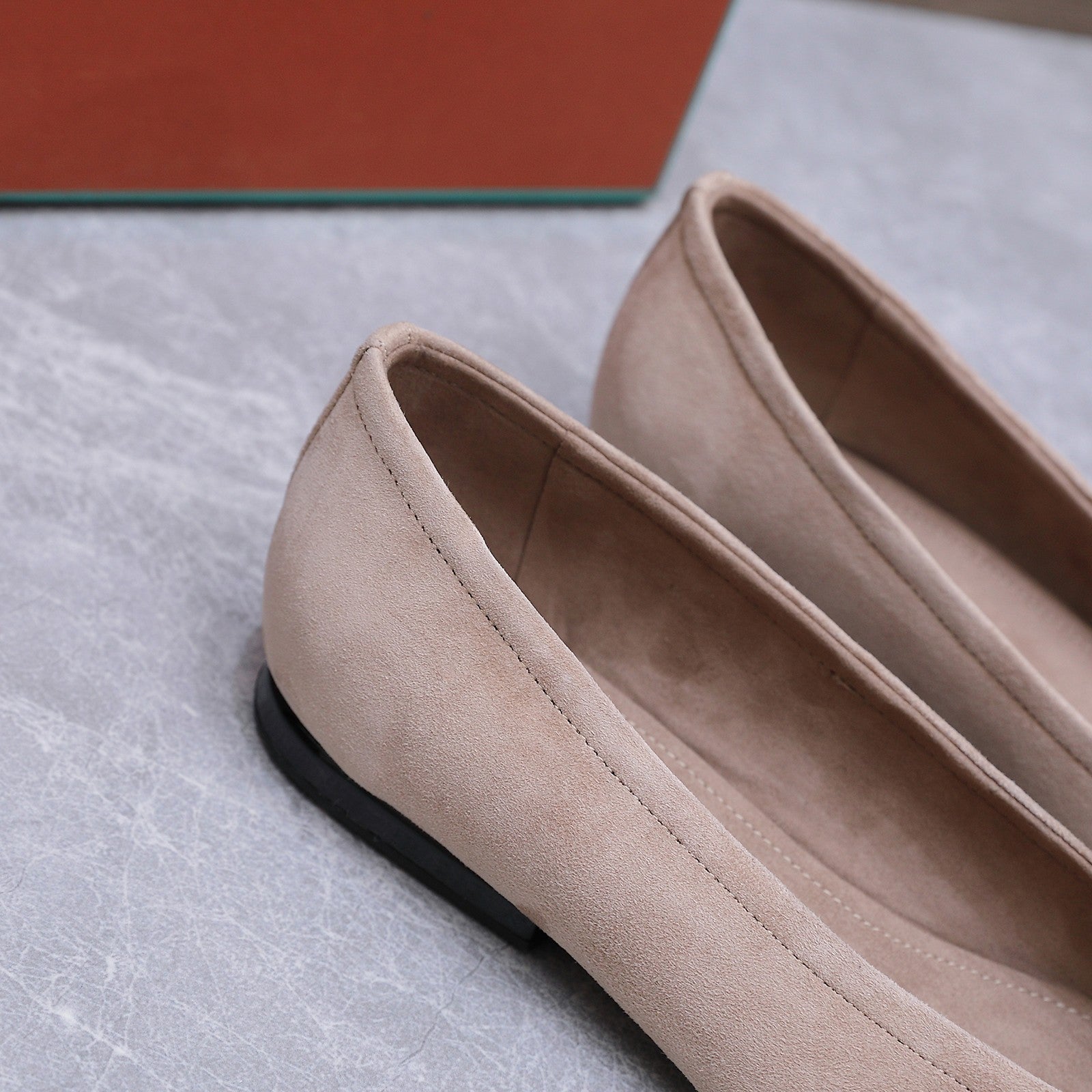 LP 26s Primula Ballet Flat Light Taupe Suede 864936