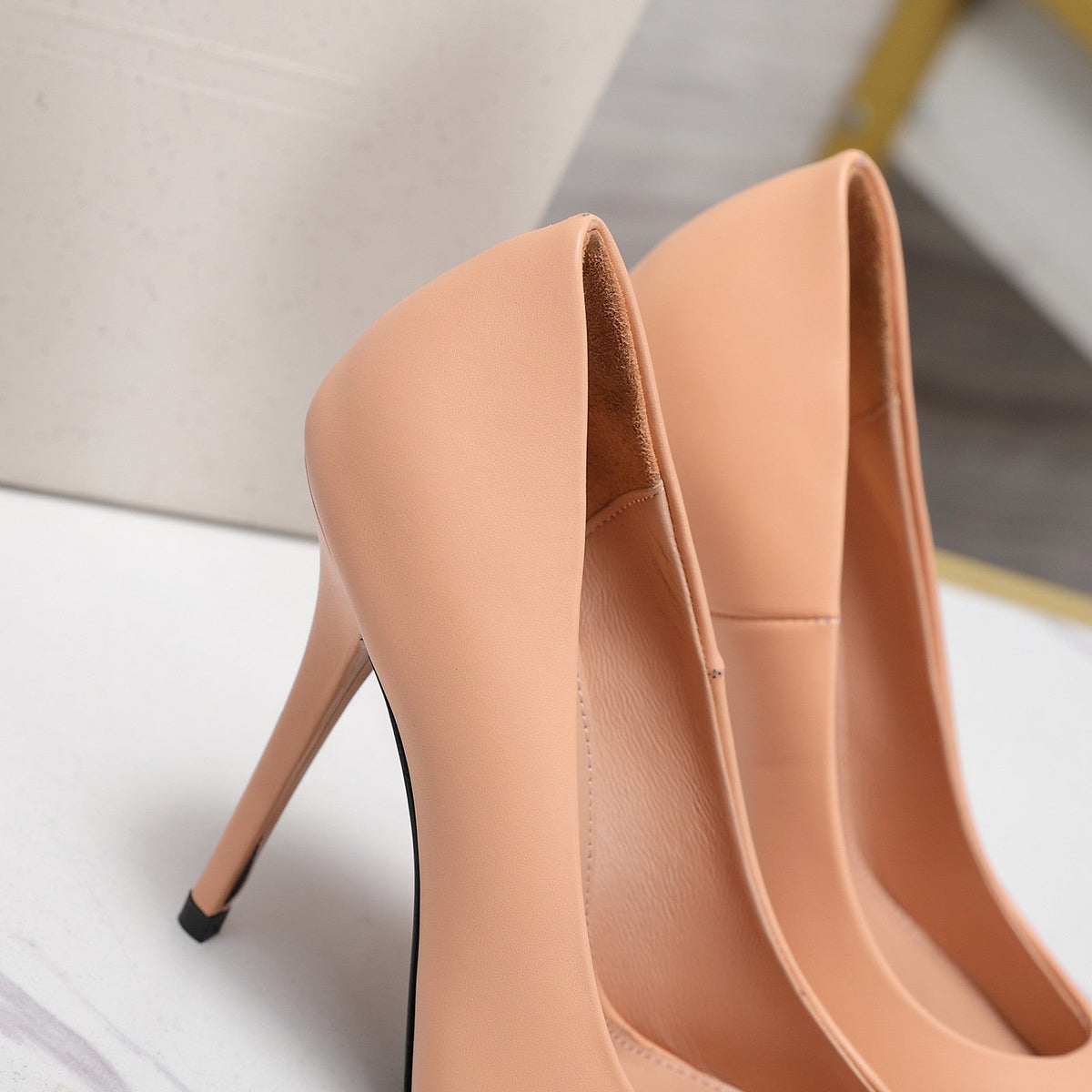 YSL 26s Zoe Pumps Nude Nude Leather 125851
