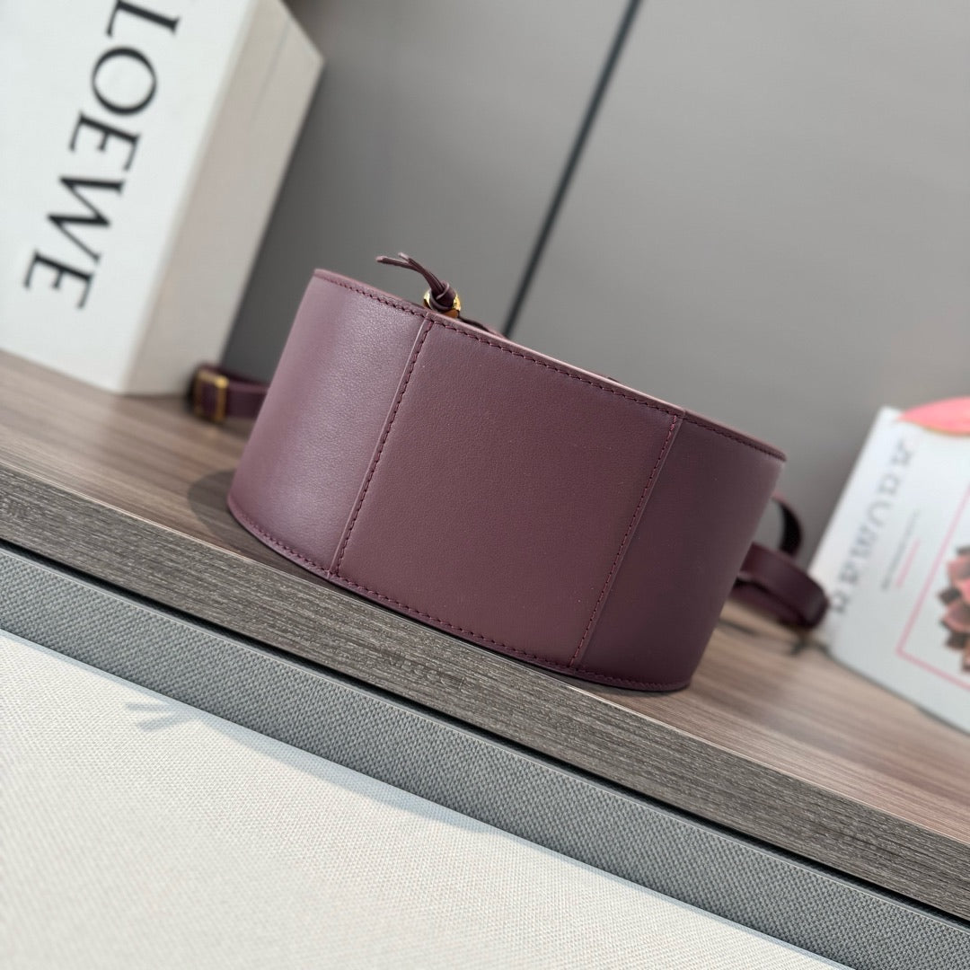 Loewe Hammock Slice Bag Reddish-Brown Shiny Calfskin