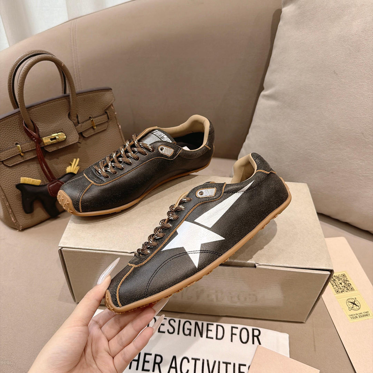 GGDB Sneakers Dark Brown Leather White Star 983563