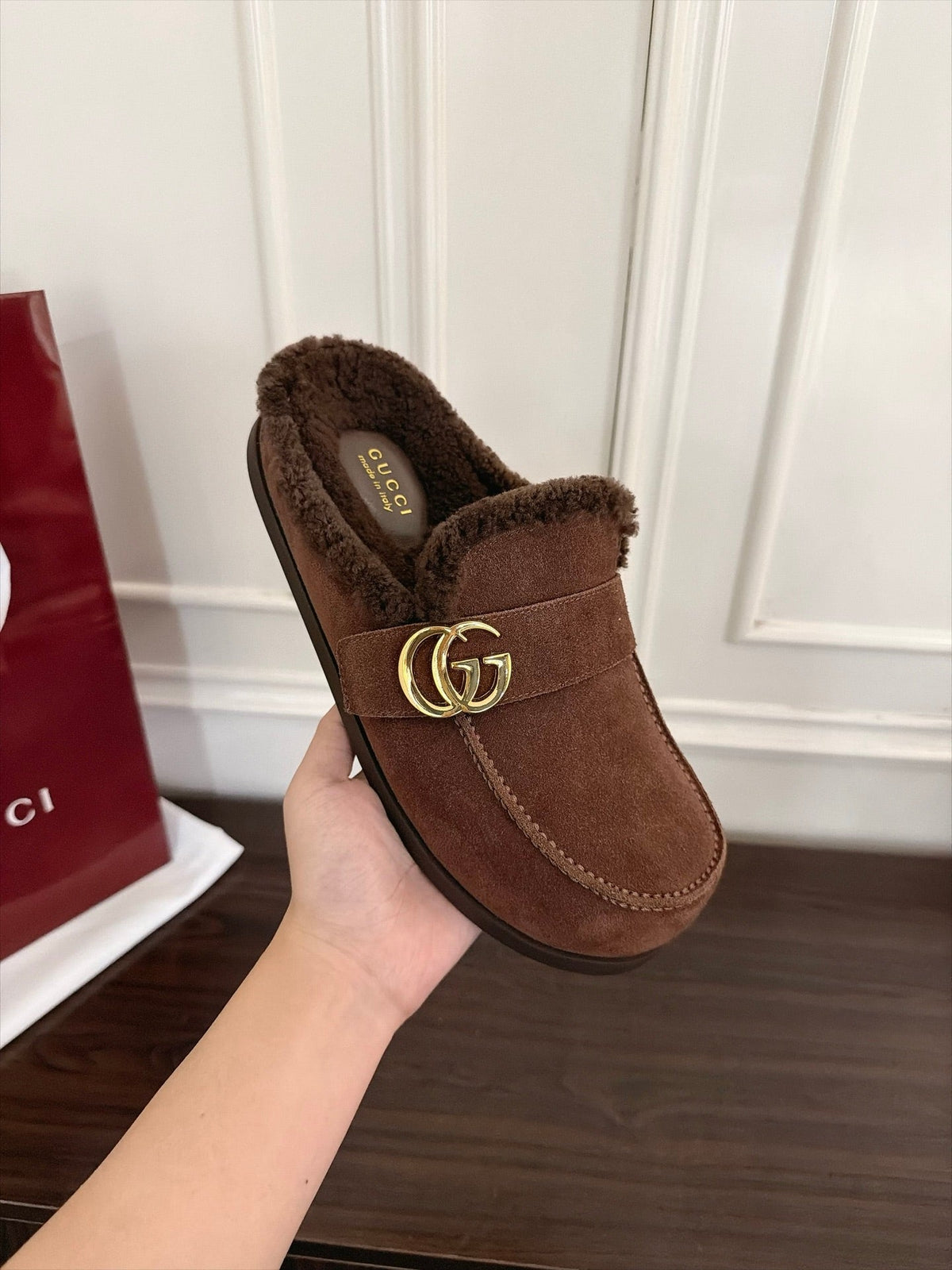 GG 26s Shearling Slippers Brown Suede 154151