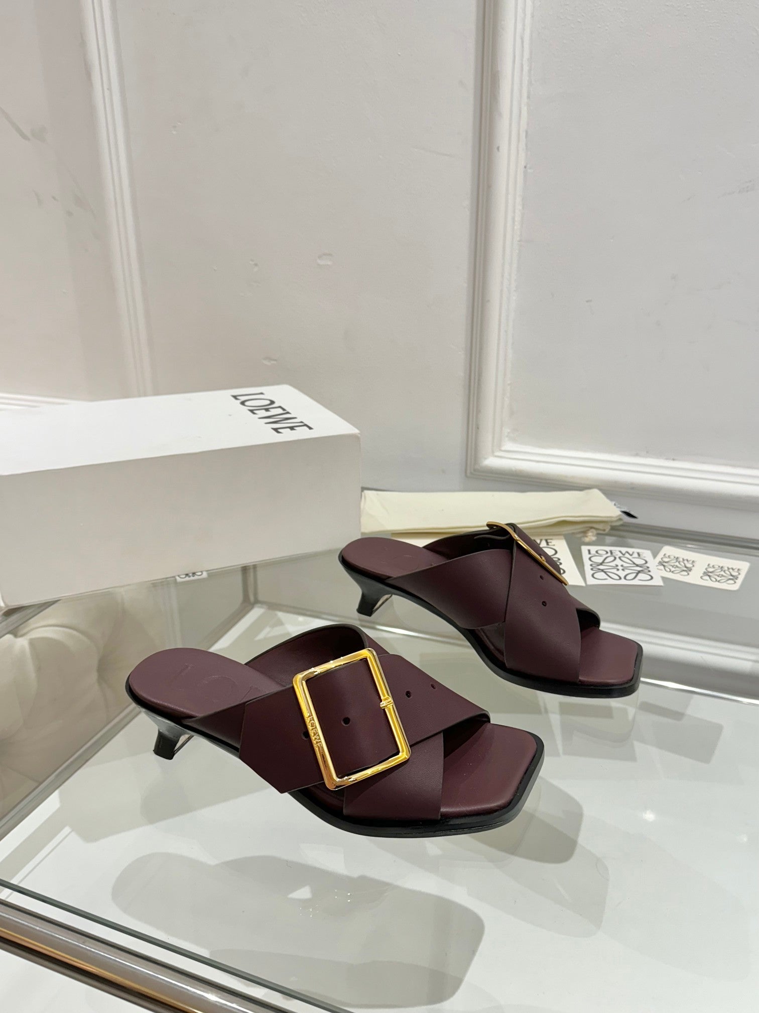 Loewe Petal Buckle Sandals Burgundy Leather 881322