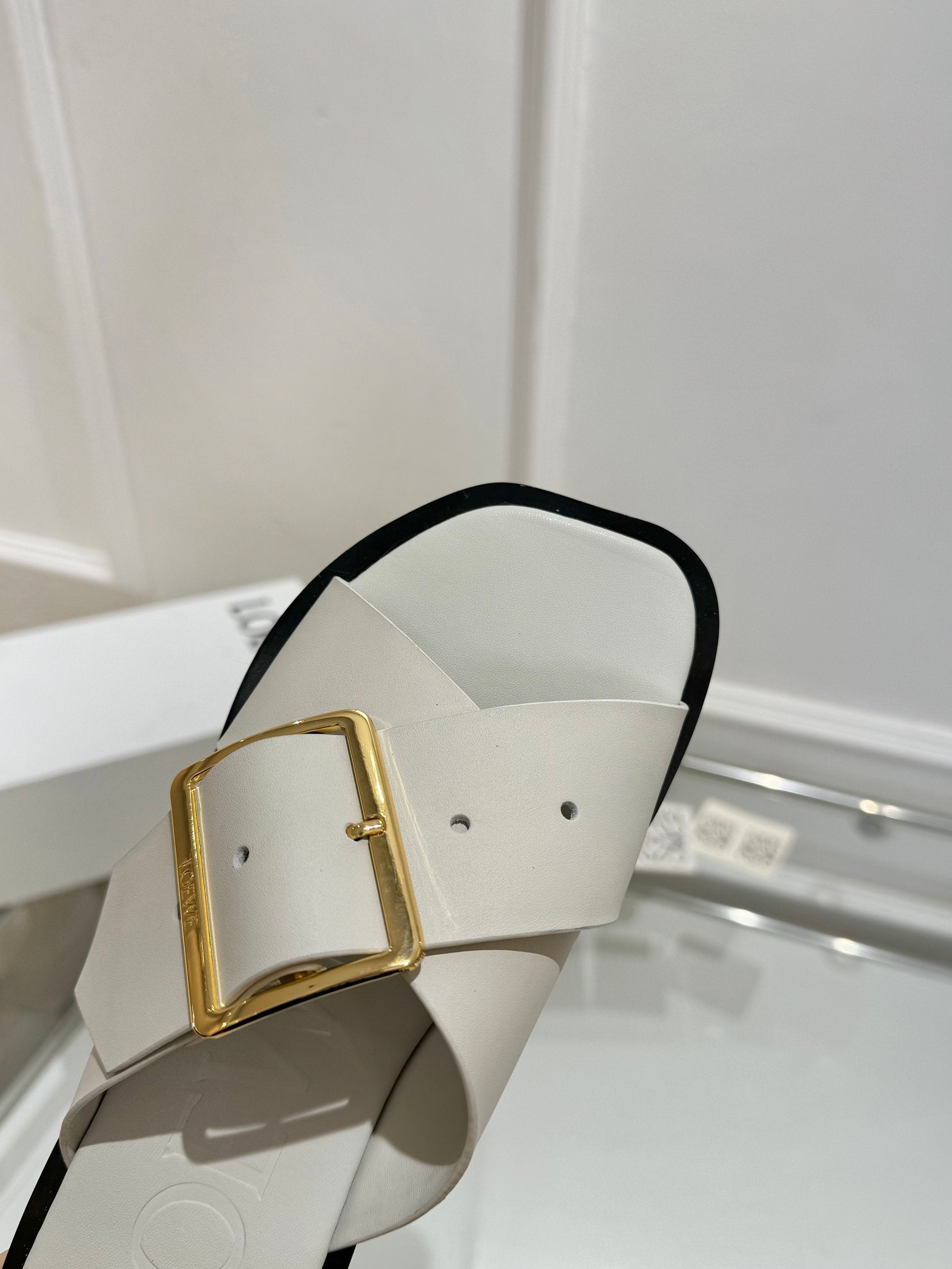 Loewe Petal Buckle Slide Light Grey Leather 881317