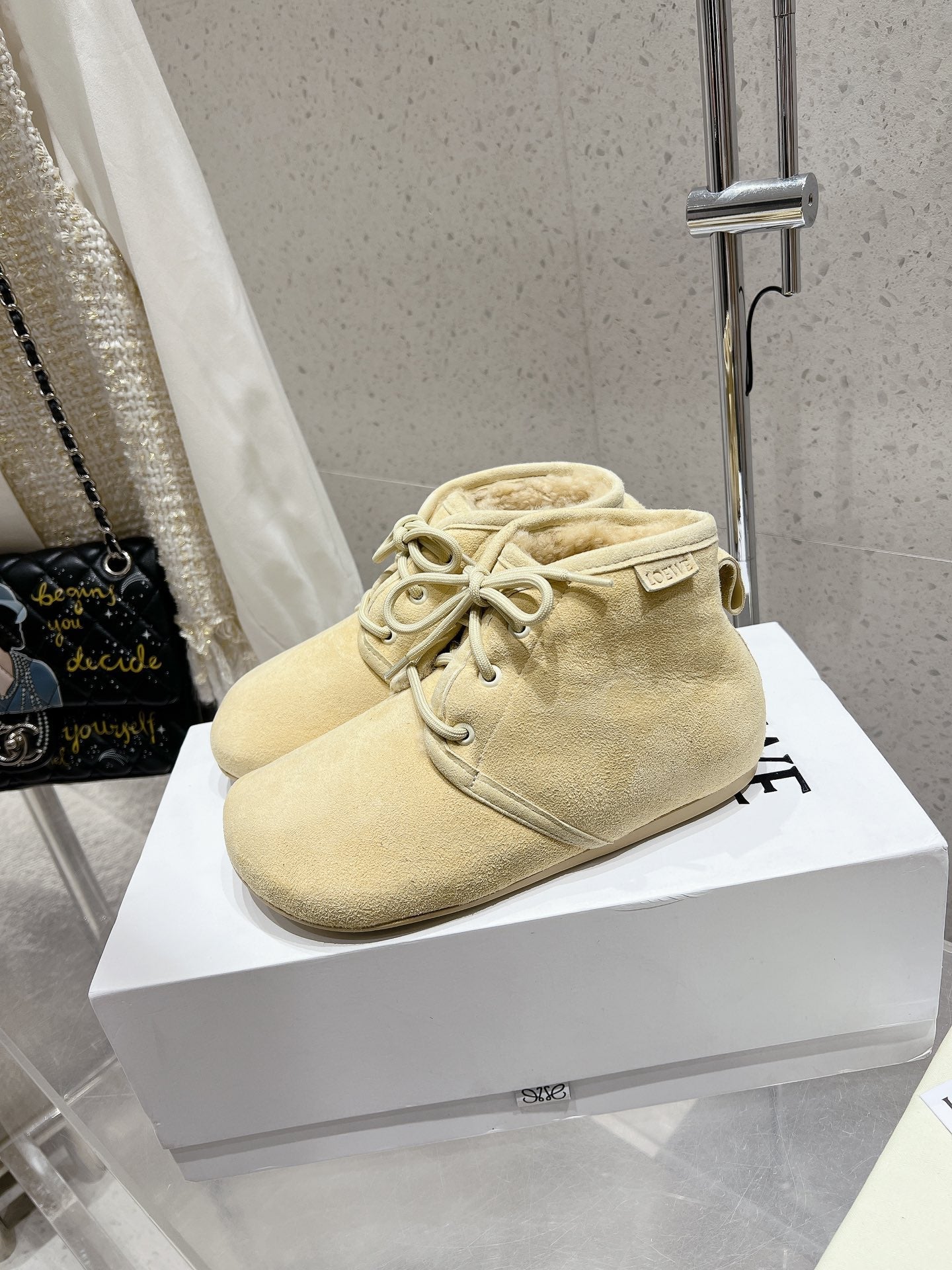 Loewe One-Piece Snow Boots Butter Milk Suede 435628