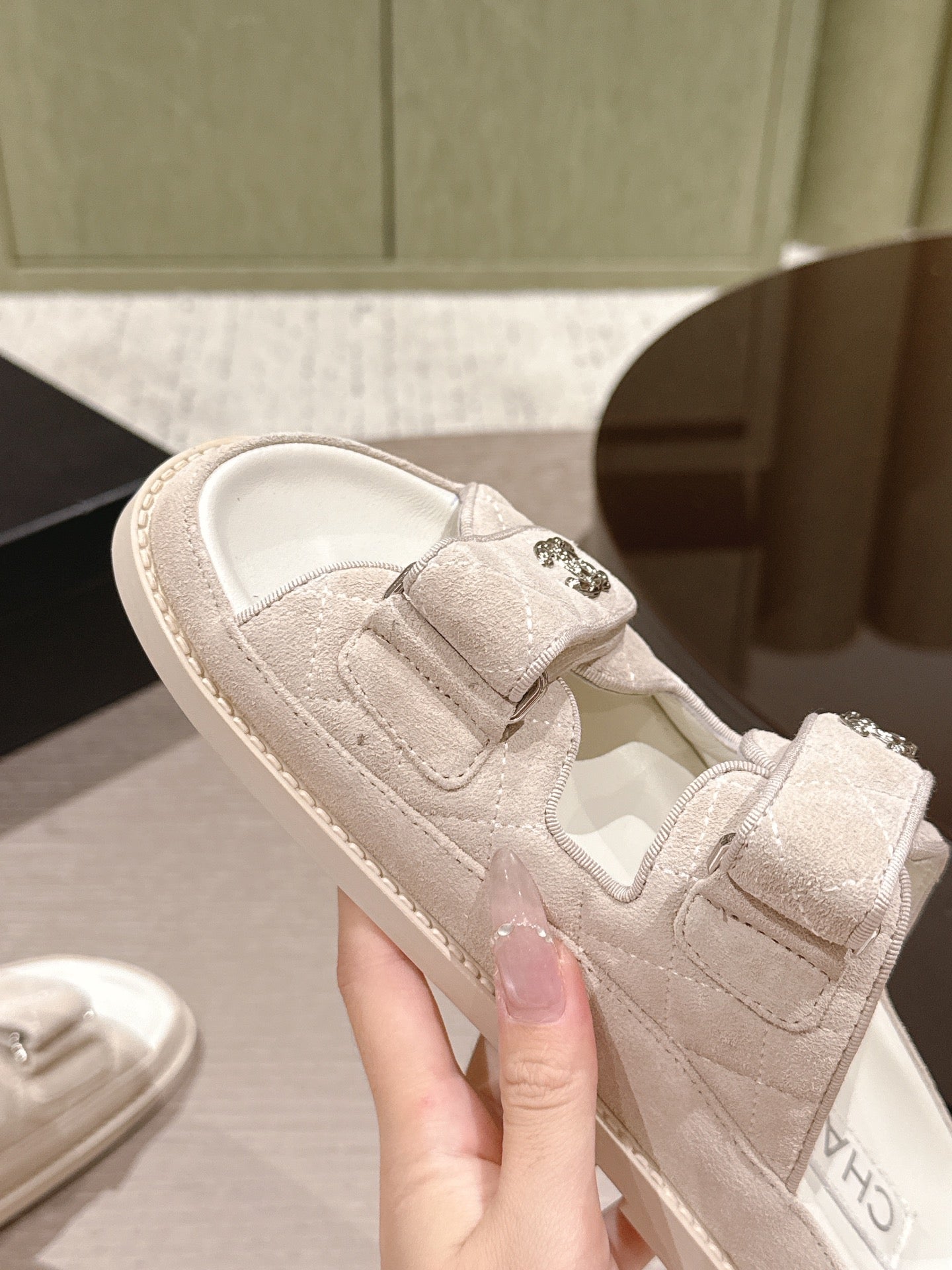 CC 26s Dad Sandal Mule Beige Cream Suede 762937