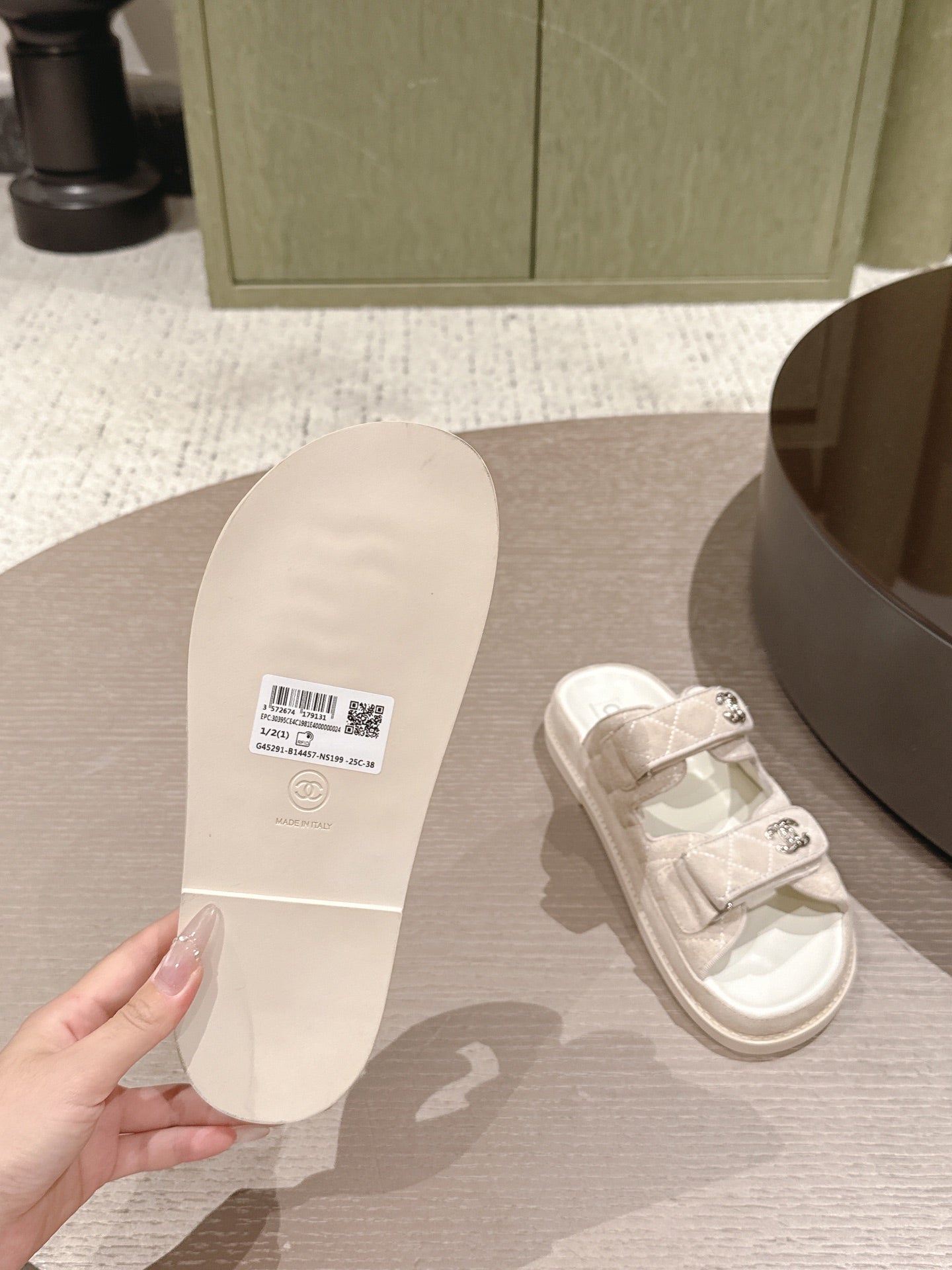 CC 26s Dad Sandal Mule Beige Cream Suede 762937