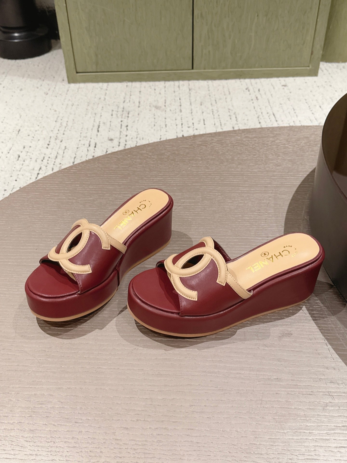 CC 26s Platform Mules Beige Burgundy Lambskin 916988