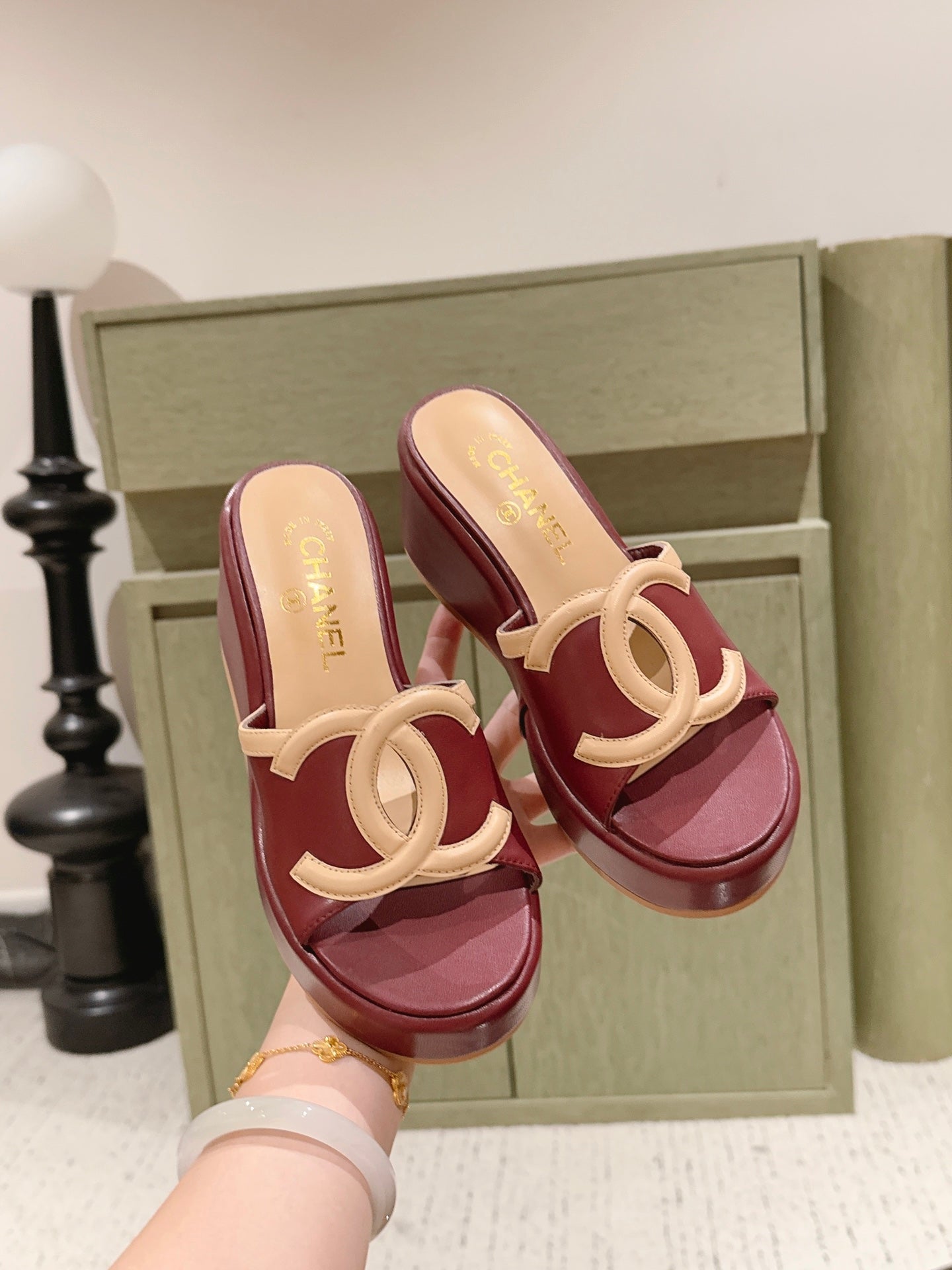 CC 26s Platform Mules Beige Burgundy Lambskin 916988