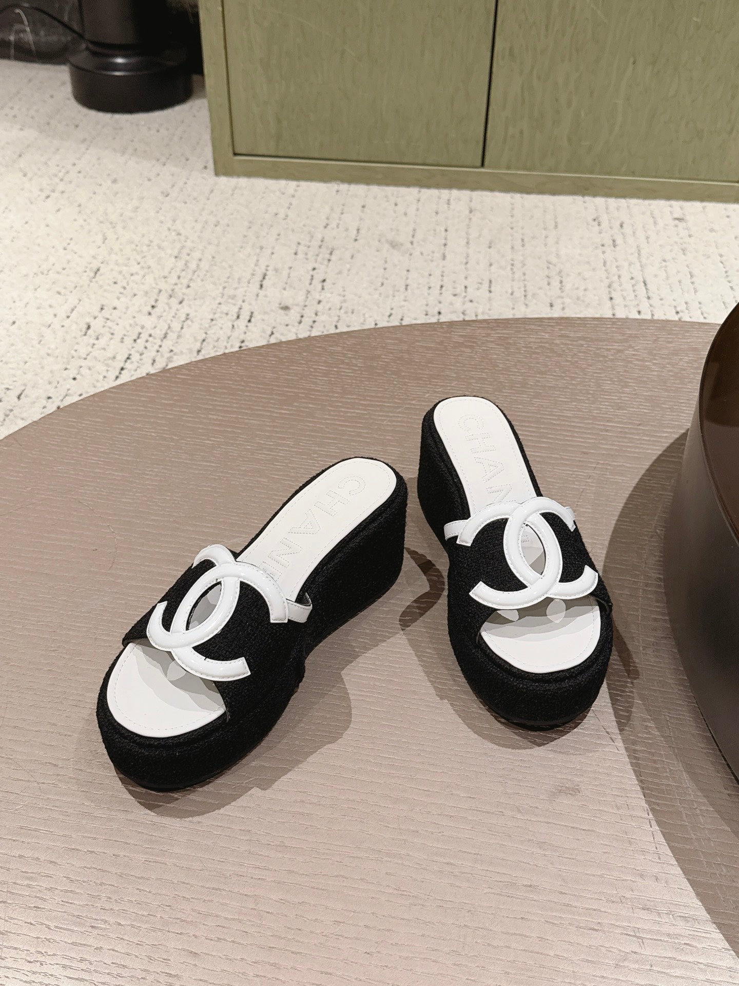 CC 26s Platform Mules Black White Lambskin Fabric 916992