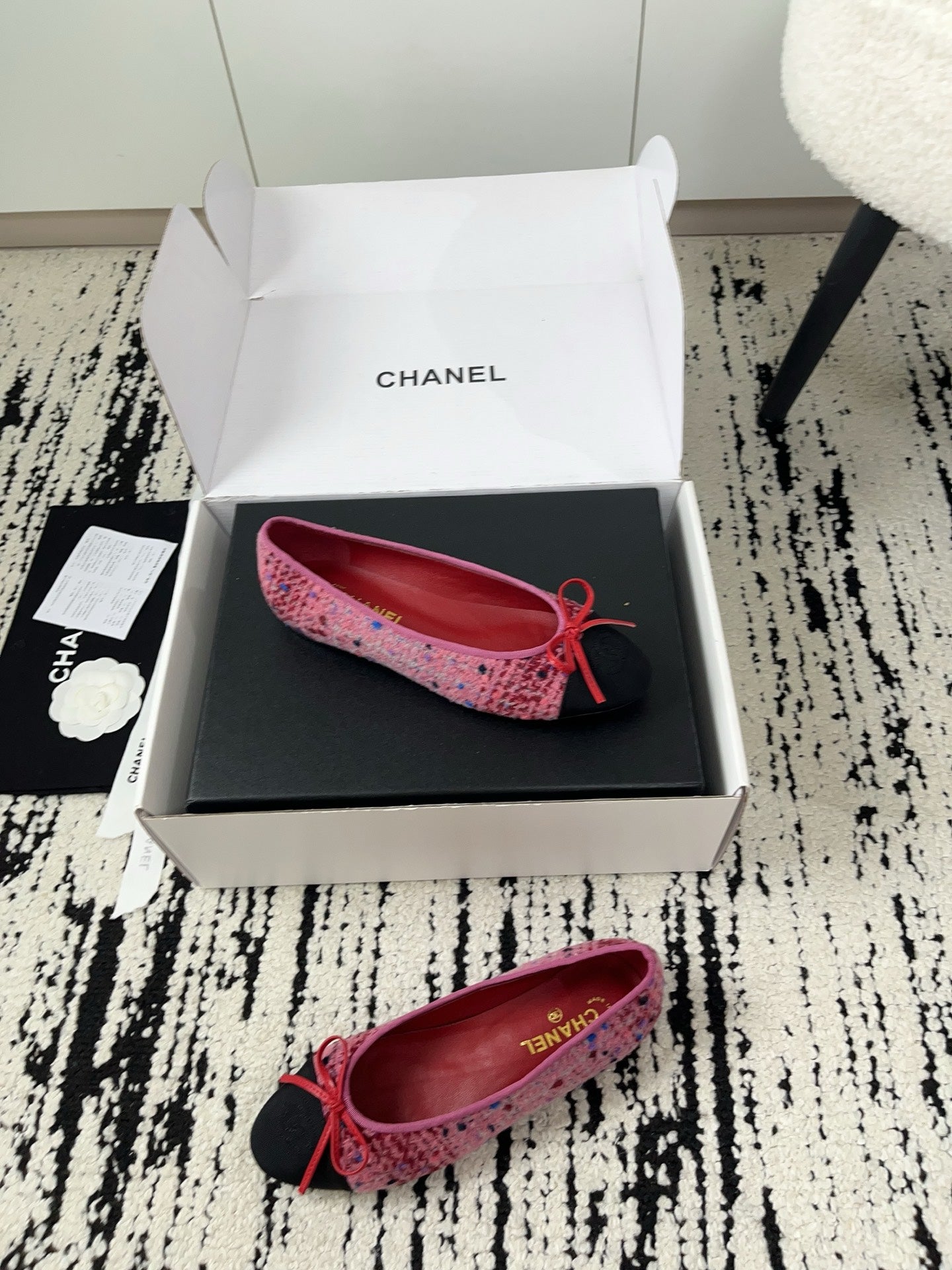 CC 26A Ballet Flat Black Pink Leather Tweed 900741
