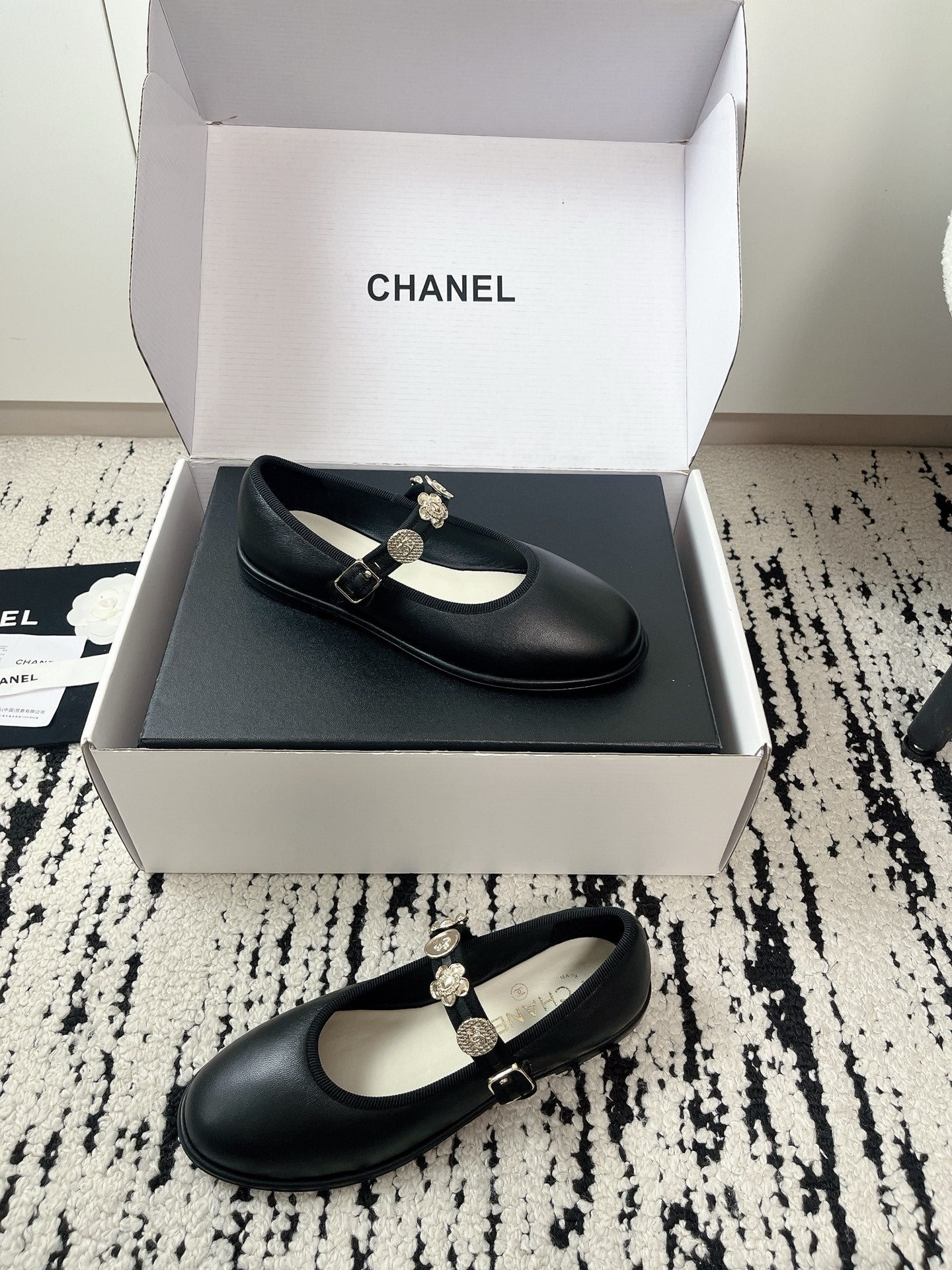 CC 26A Mary Jane Strap Black Sheepskin 900764