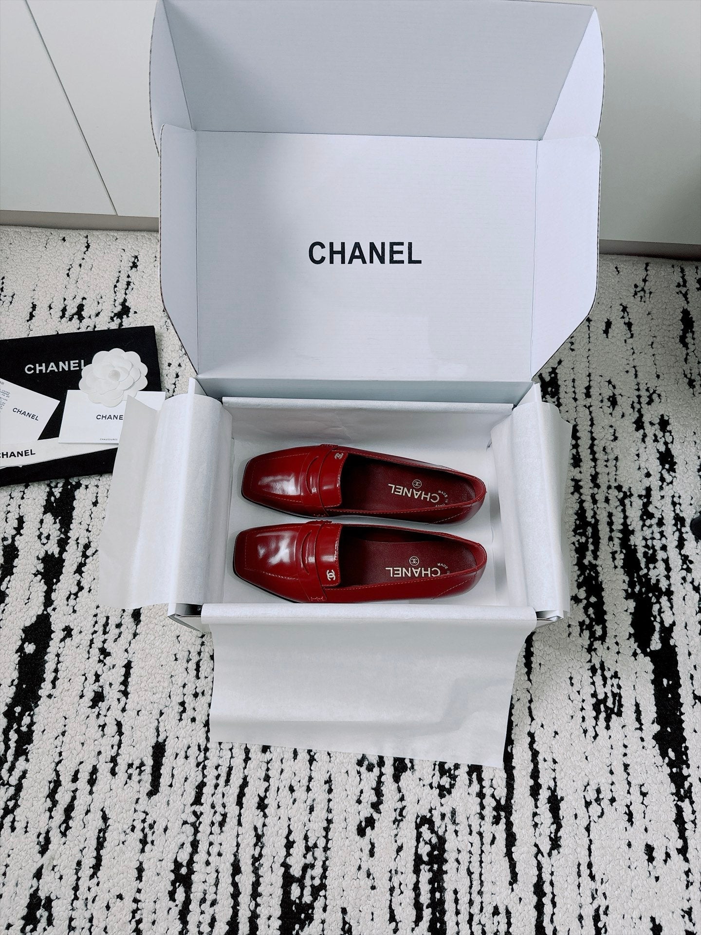 CC AW26 Mocassins Falt Red Shiny Leather 942471