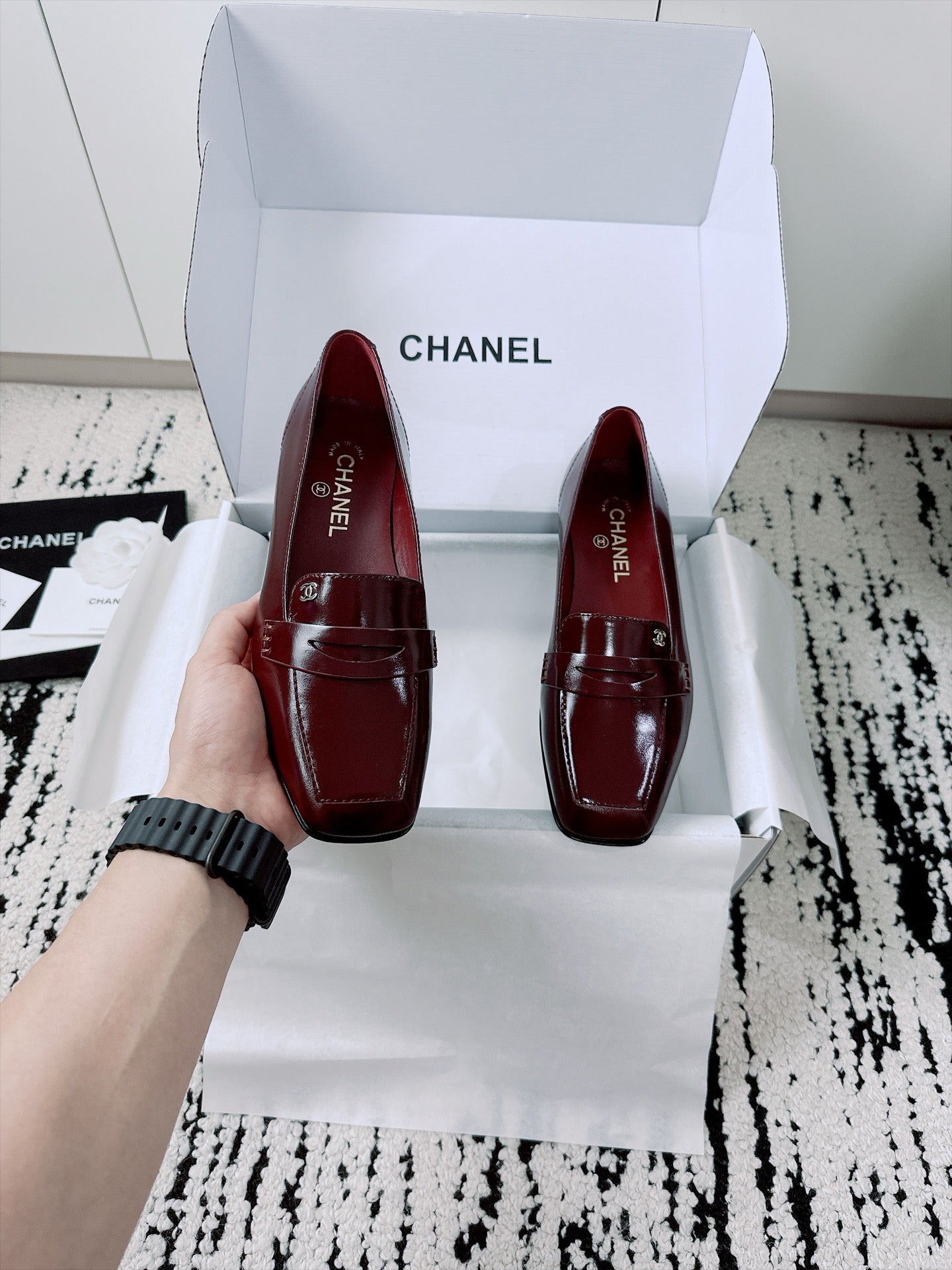 CC AW26 Mocassins Falt Bordeaux Shiny Leather 942739