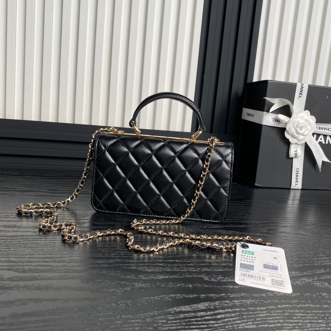 CC 24B Trendy Bag 18.5cm Black Lambskin Gold Hardware