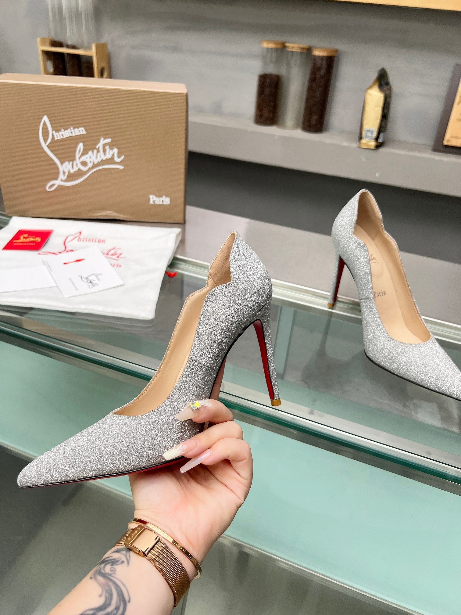 CL Hot Chick Pumps 100mm Sequin Fabric Silver