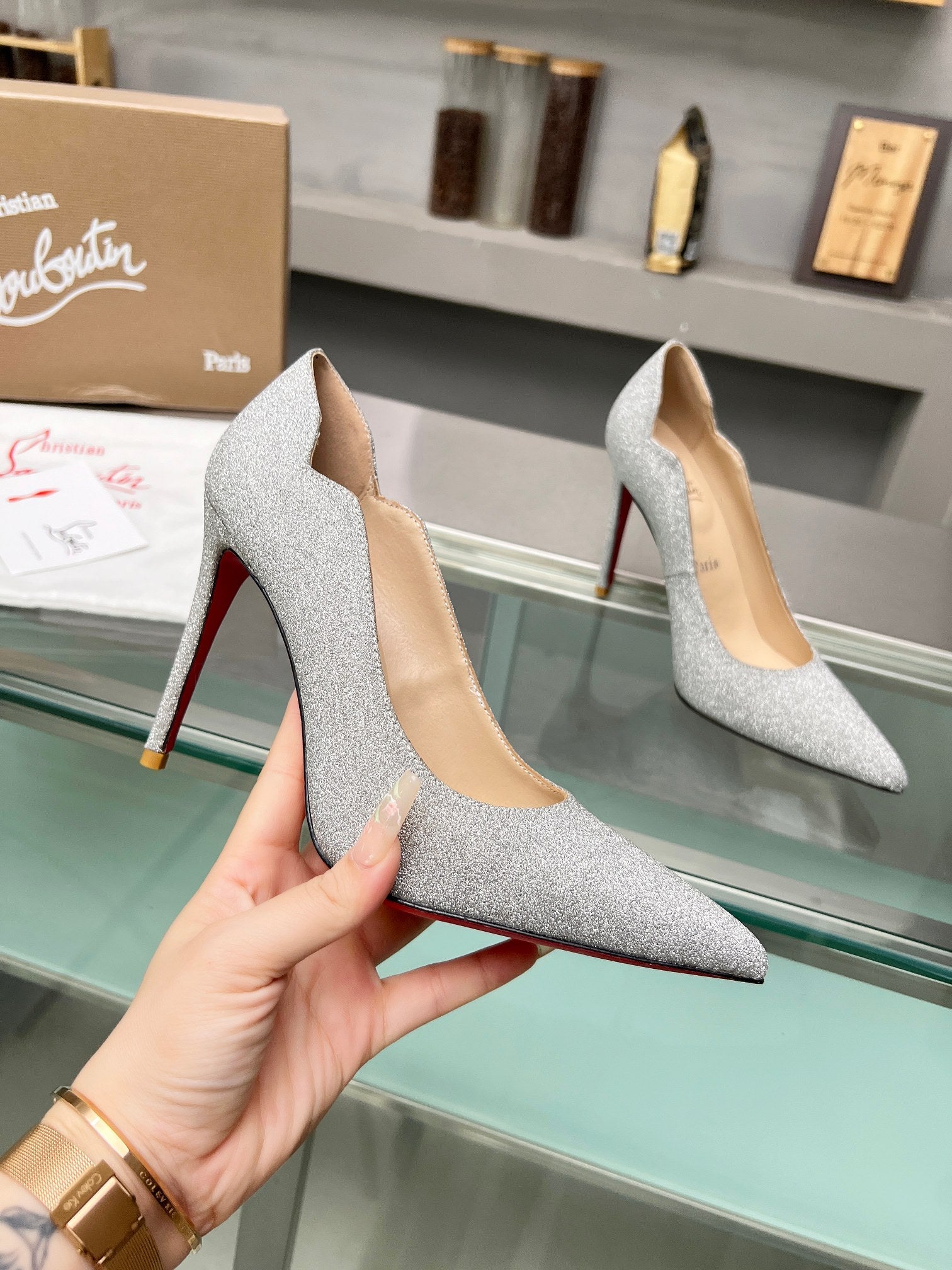 CL Hot Chick Pumps 100mm Glittered Calf Leather Silver