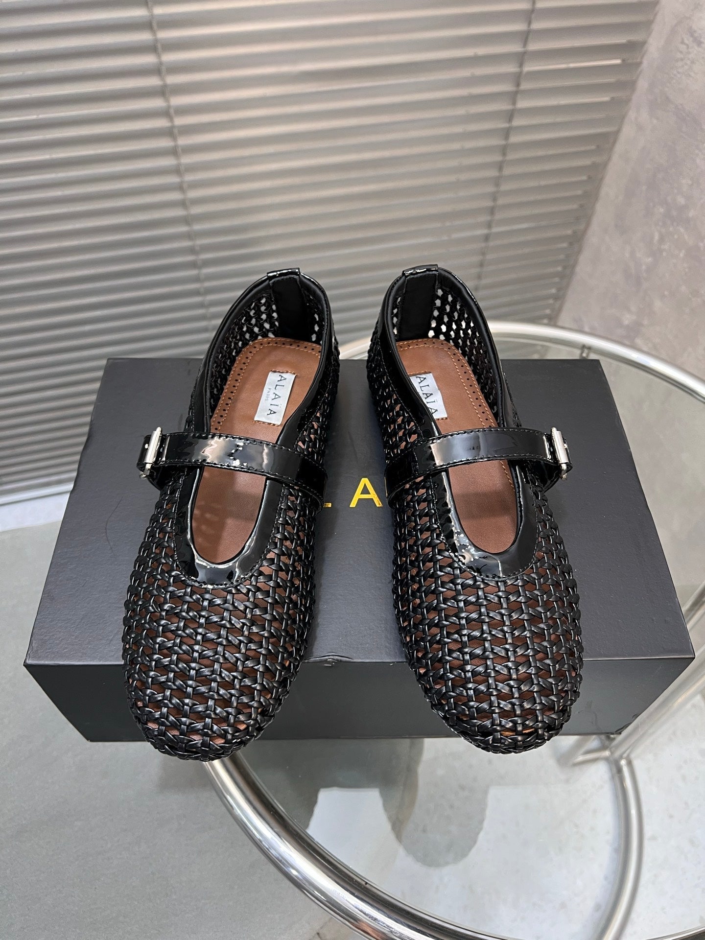 Alaia Braided Hollow Ballet Flats Black Cowhide 300041
