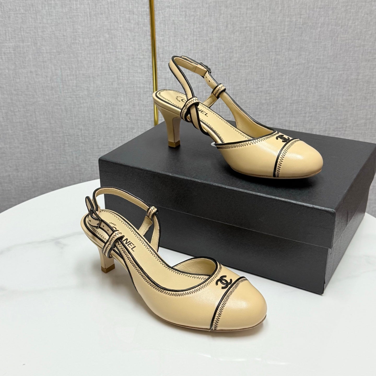 CC 25 Slingback 50mm Beige Black Sheepskin 368798