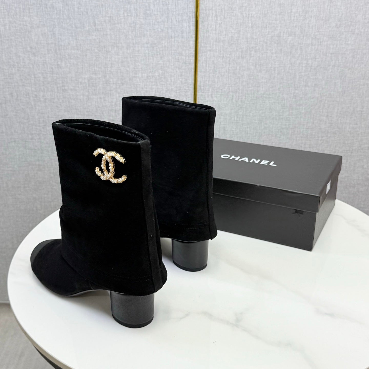 CC 25 Ankle Boot Black Suede Grosgrain 444487