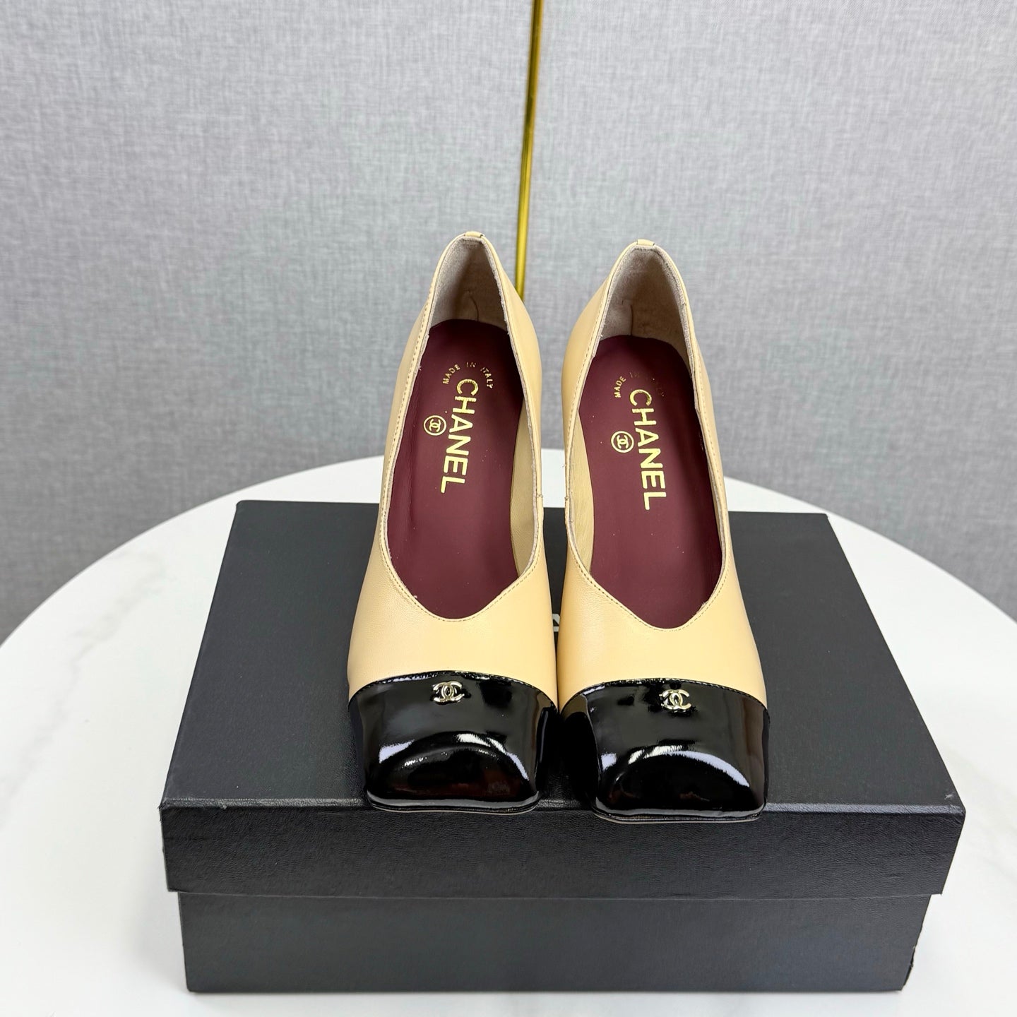 CC Square Toe Slingback Black Beige Sheepskin Patent Leather 541129