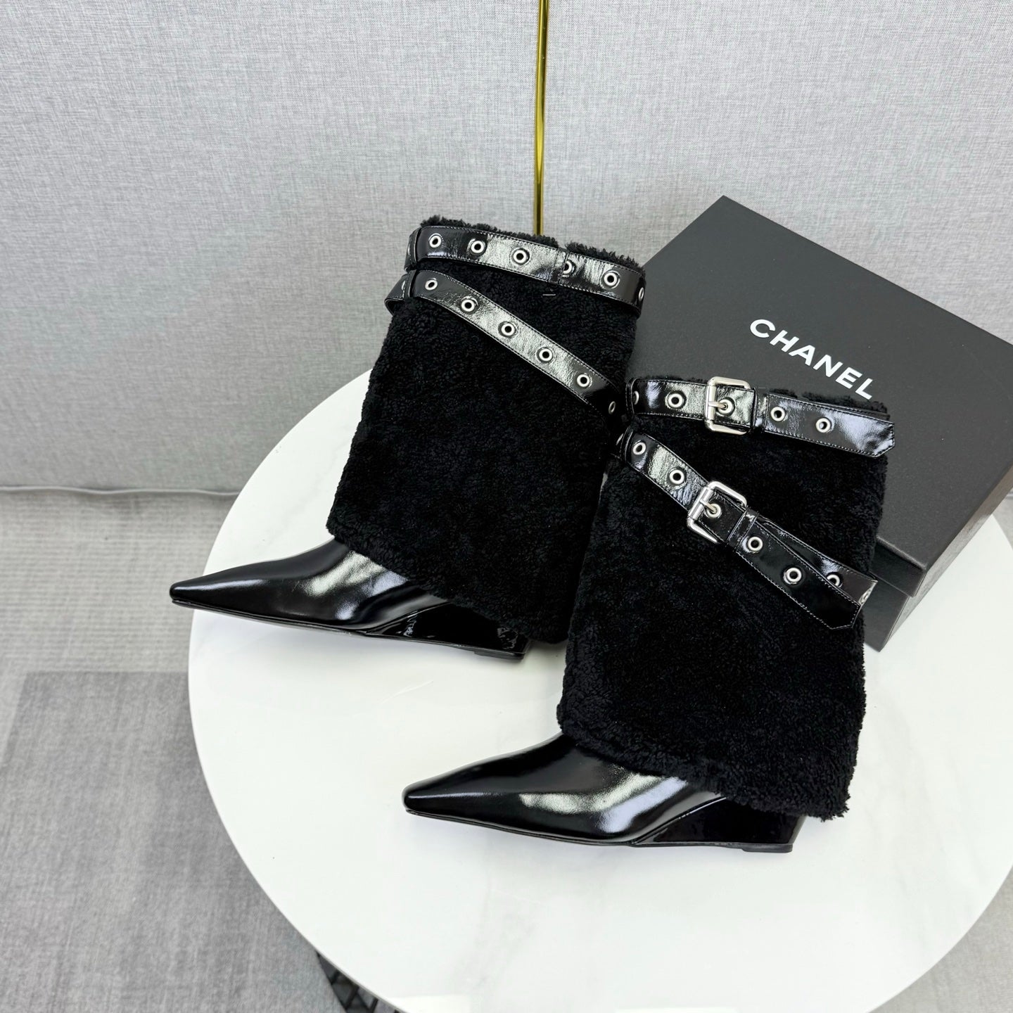 CC 26s Knight Martin Boots Black Sheepskin Wool 620409