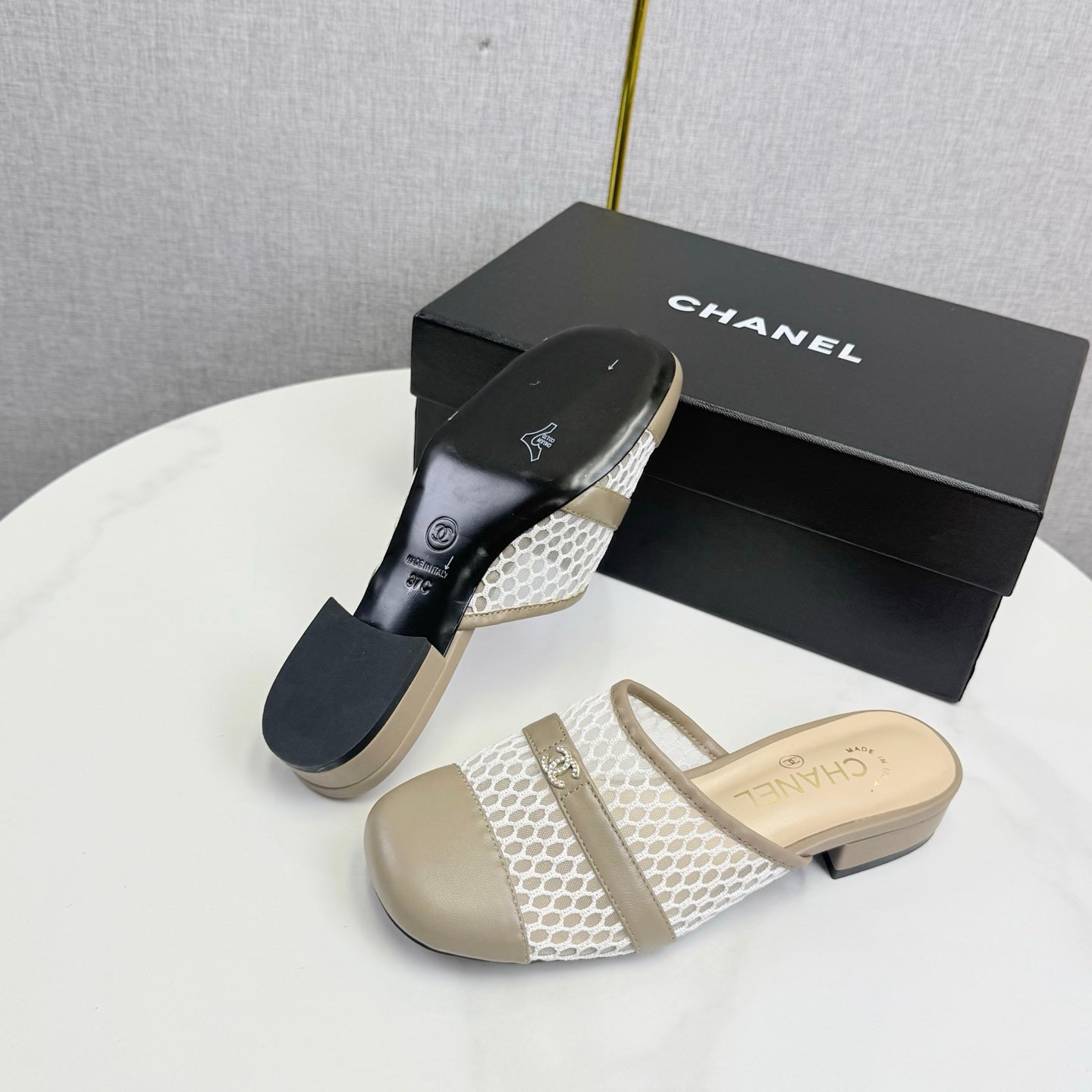 CC 26s Sandal Beige Mesh Sheepskin 639827