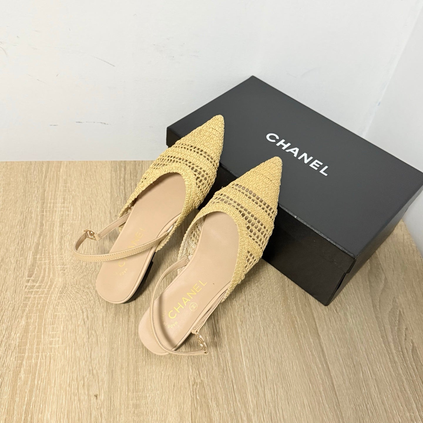 CC 26s Slingback Beige Straw 865690
