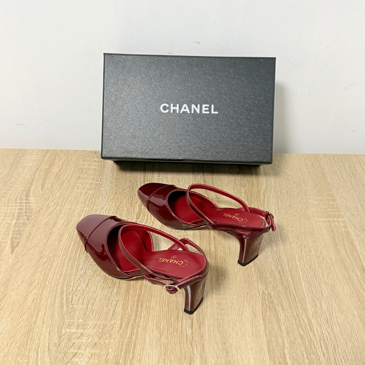 CC Métiers d’art 2026 Slingbacks 6.5cm Burgundy Patent Calfskin 865641