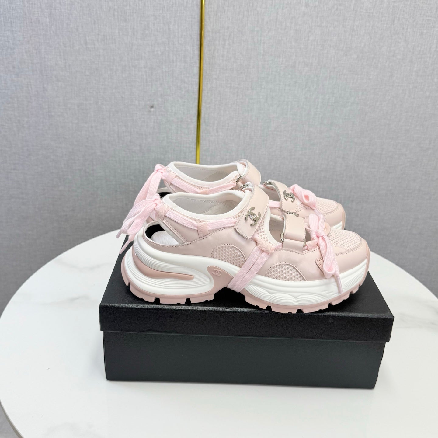 CC 26s Casual Sneakers Pink Leather Mesh 865831