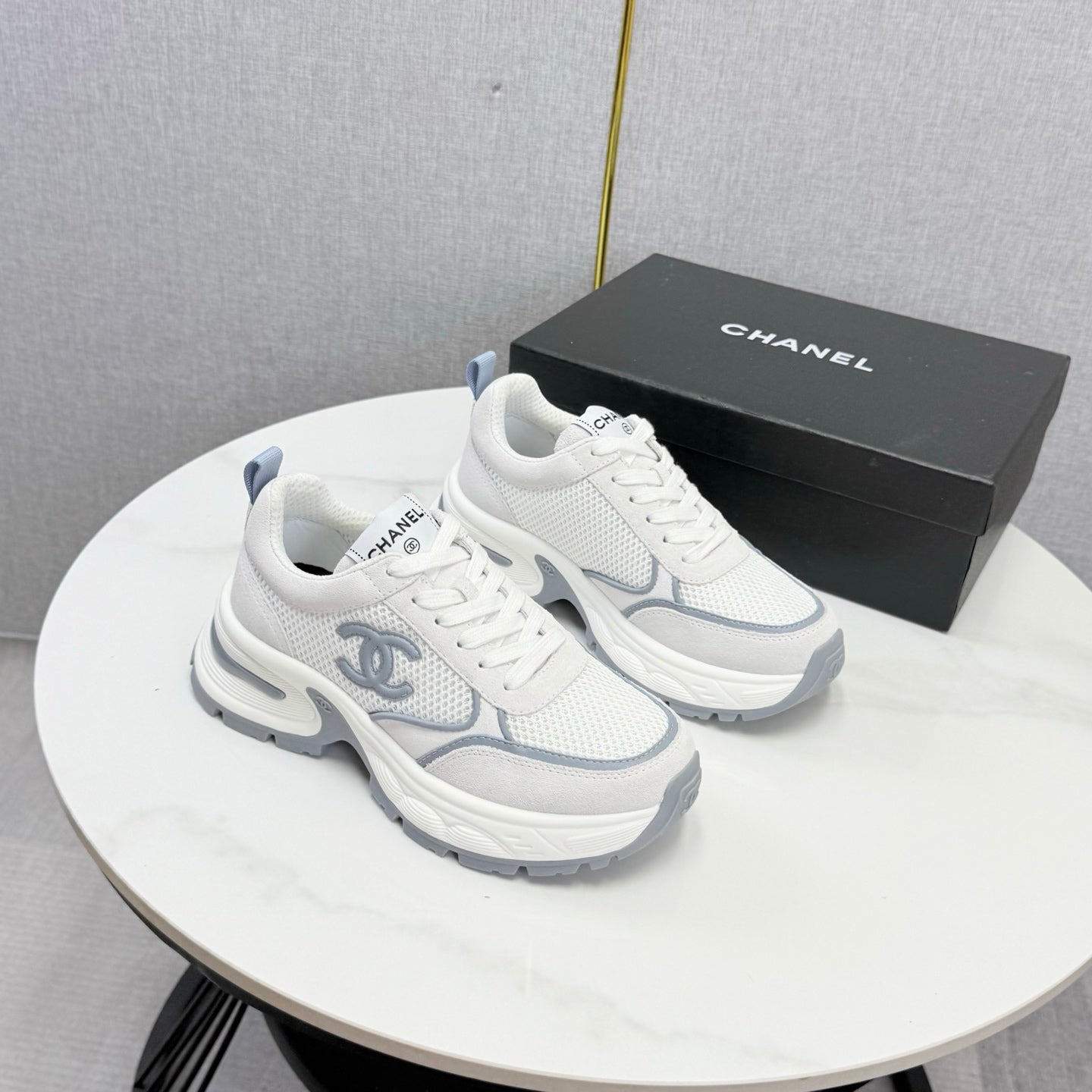 CC 26s Casual Sneakers White Grey Mesh Suede 865841
