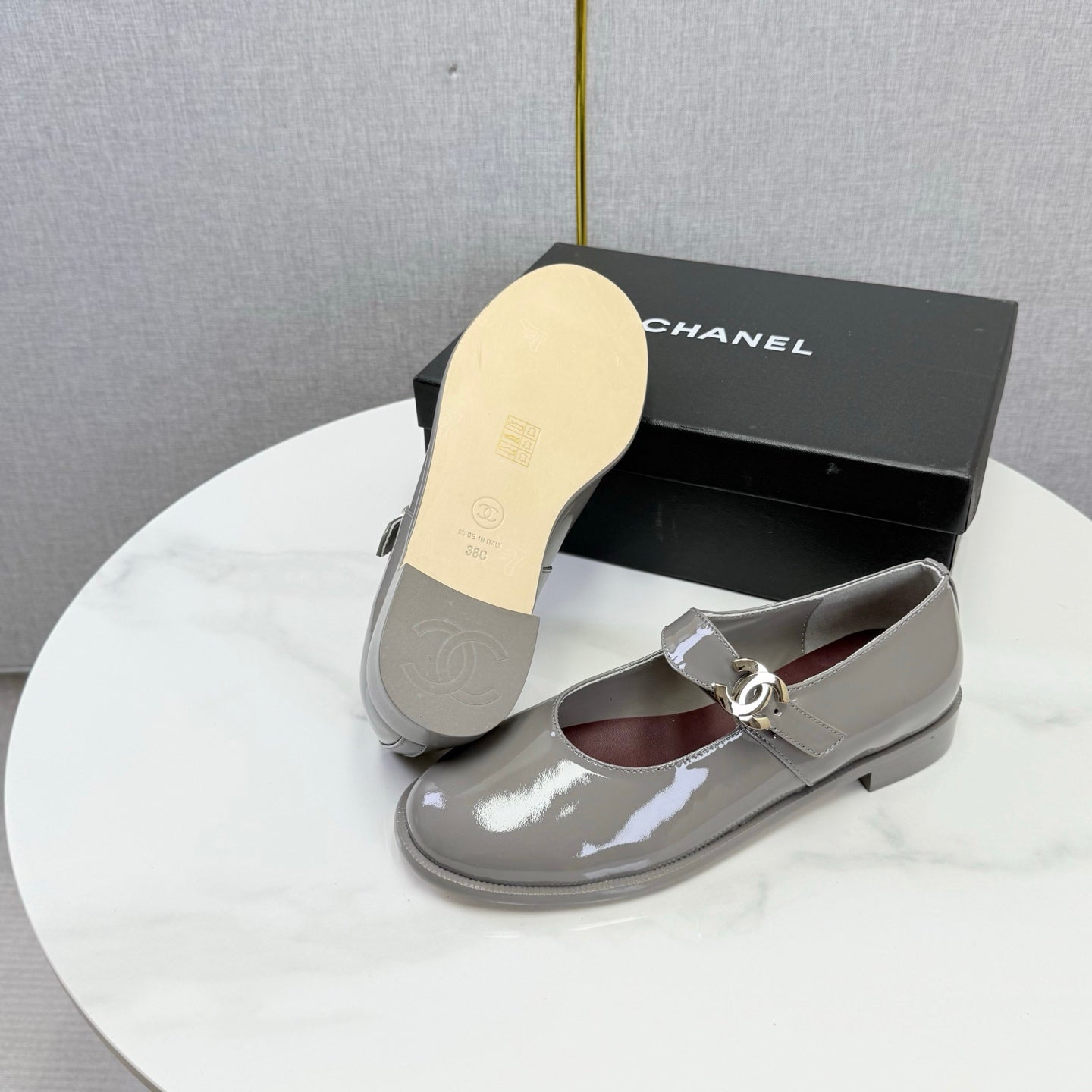 CC 26s Mary Jane Flats Grey Patent Leather 904493