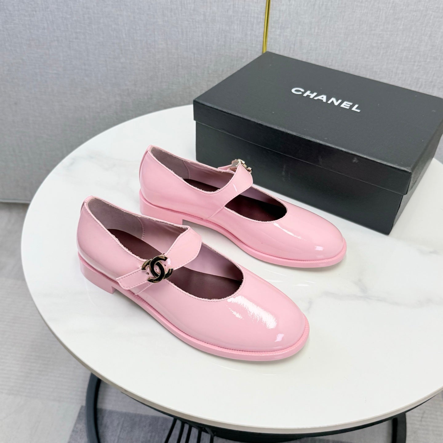 CC 26s Mary Jane Flats Light Pink Patent Leather 904496
