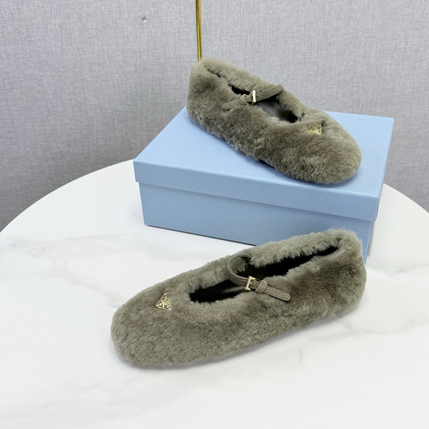 Prada 26s Ballerina Flats Strap With Buckle Olive Fur 973284