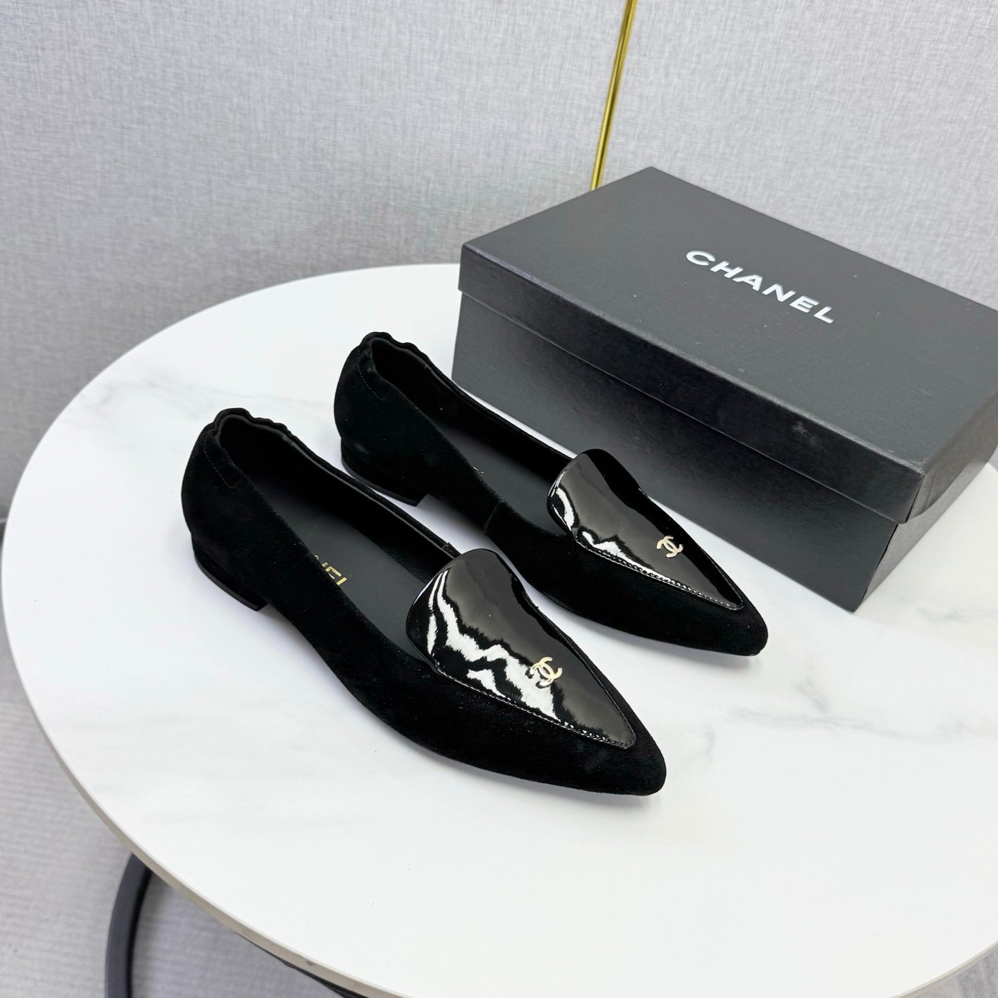 CC 26s Pointed Loafers Black Patent Leather 972783