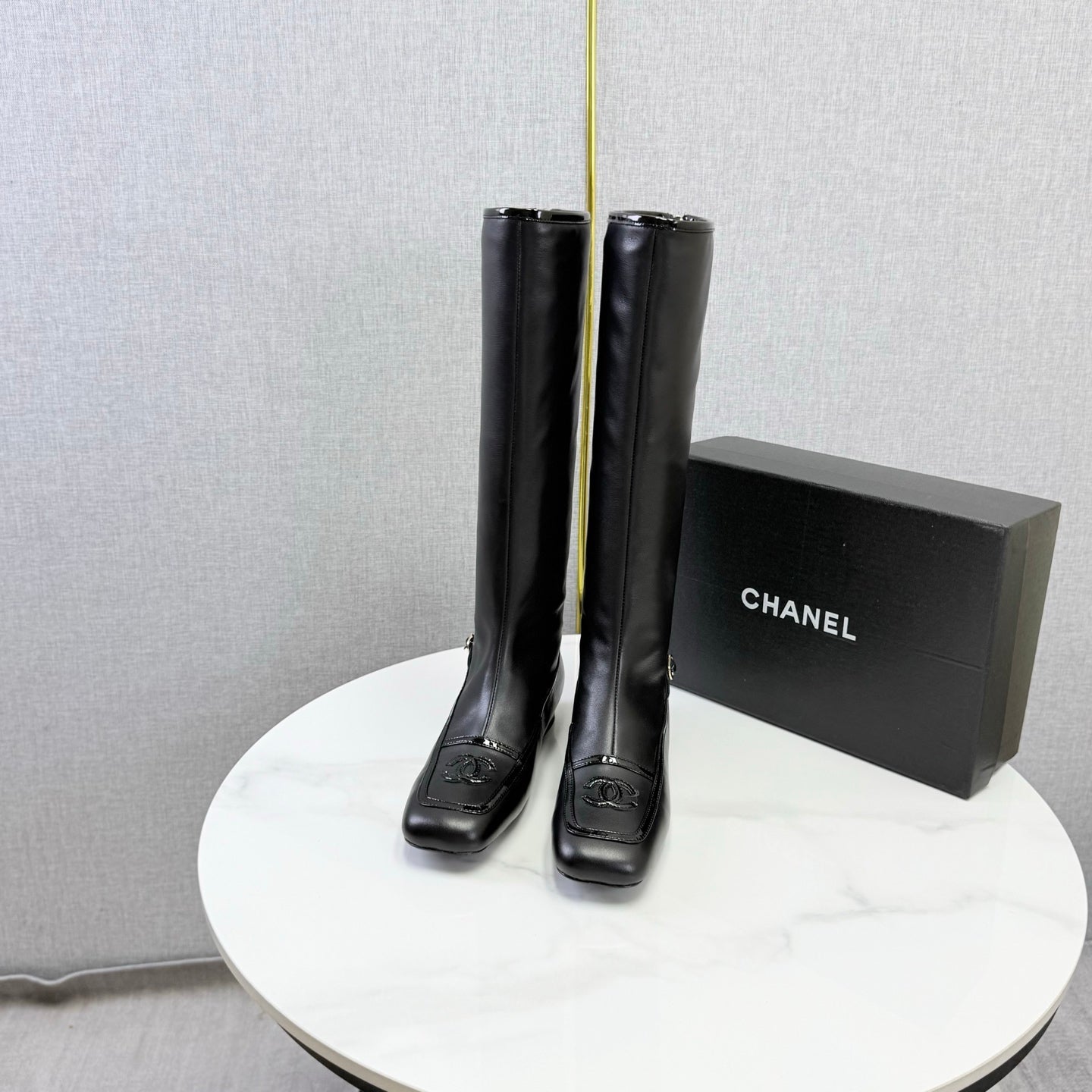 CC 26s Square Toe Low Heel Long Boots Black Sheeepskin 972800