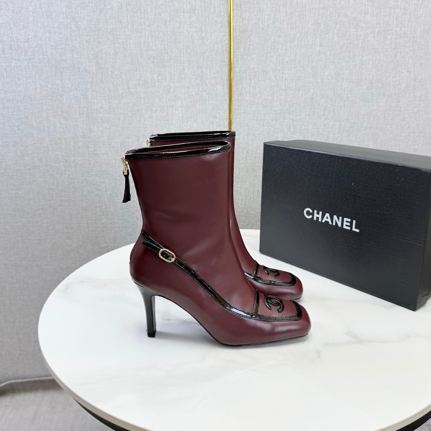 CC 26s Silhouette Ankle Boots Burgundy Black Sheepskin 972812