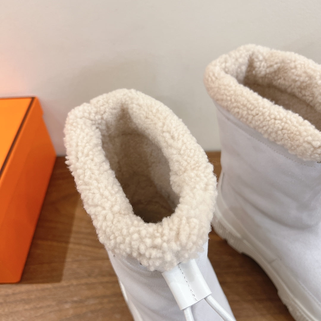 HM 26S Journey Botines 4cm White Suede Shearling 110580