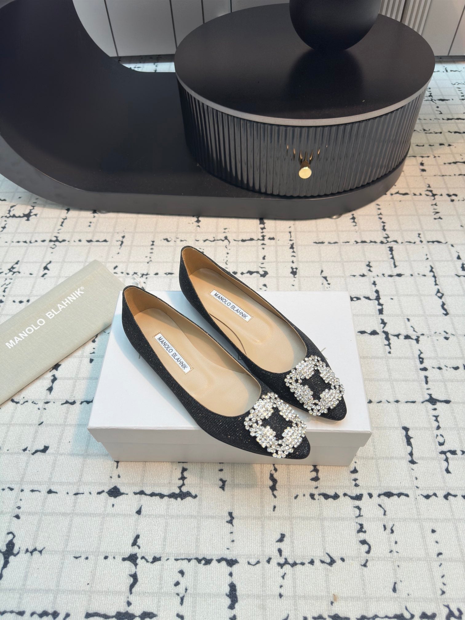 Hangisi 20 Ballet Flat Black Glitter Fabric Leather Jewel Buckle 912608