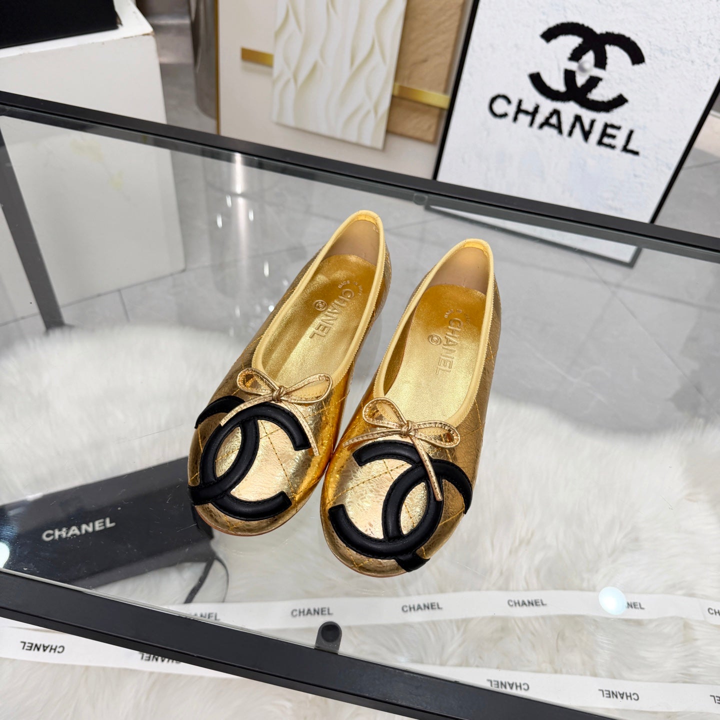 CC 26s Coco Beach Ballet Flats Gold Metalic Leather 872865