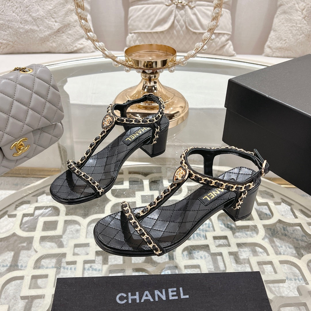 CC 26s Chain T-Strap Charm Sandals 5cm Black Lambskin 736117