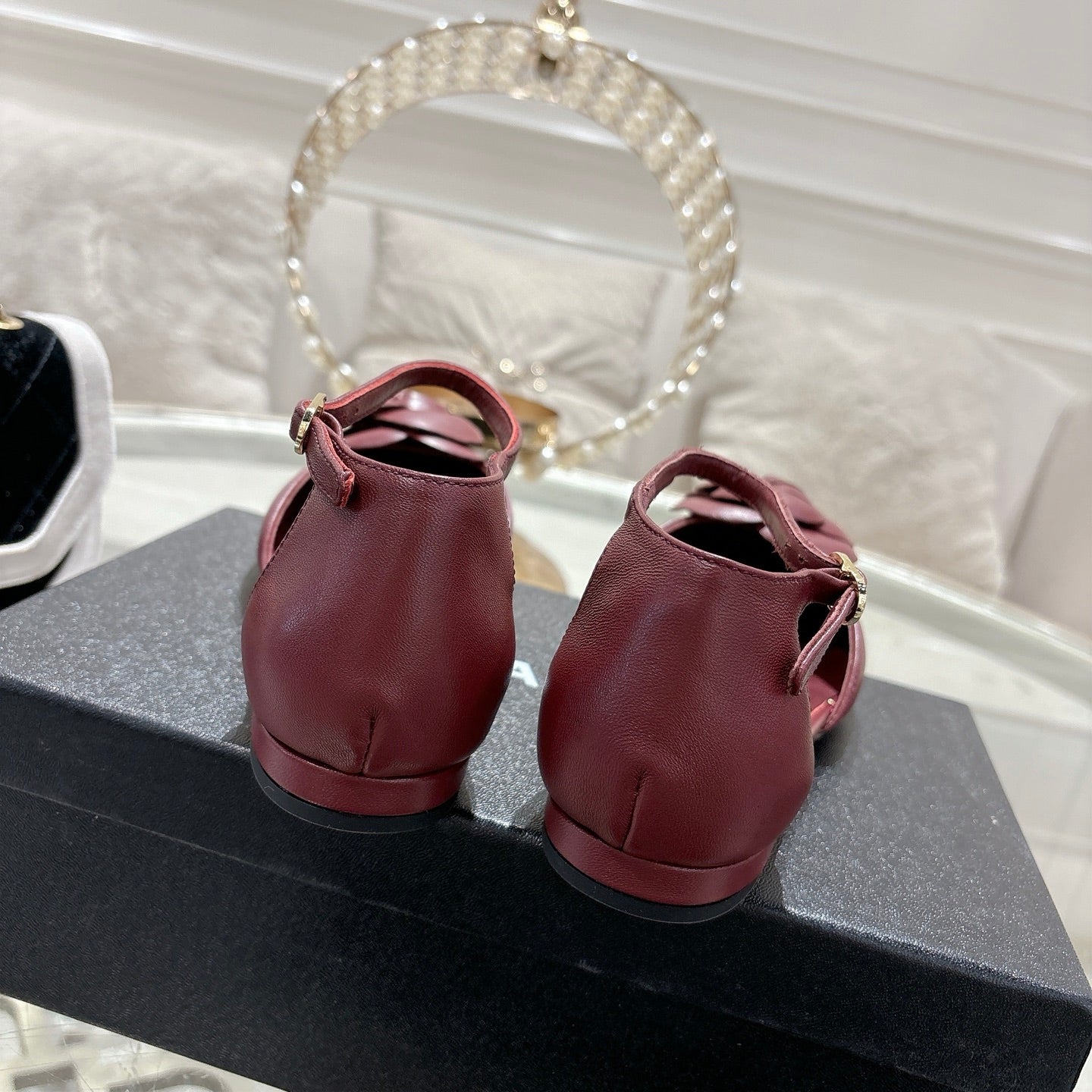 CC 26s Camellia Hollow Sandals Burgundy Sheepskin 736526